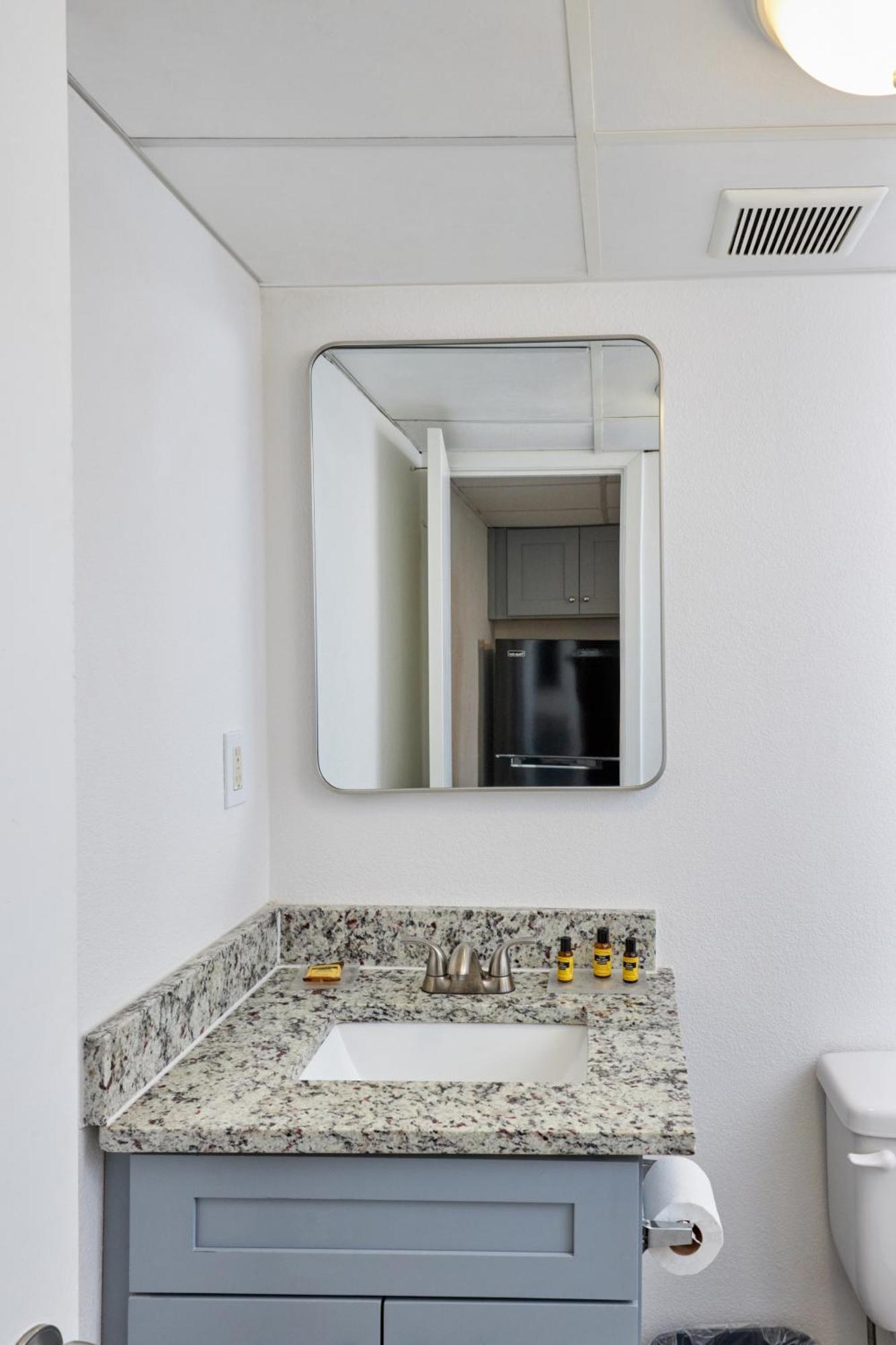 Chateau Beachfront Hotel, A By The Sea 3* Panama City Beach