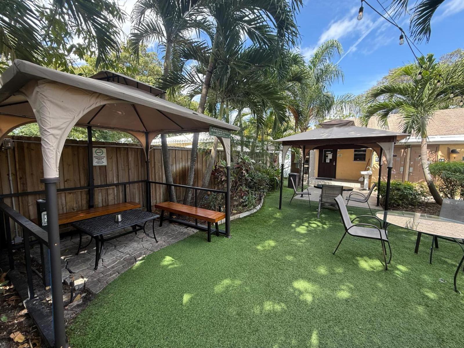 Hostel Sheridan Dania Beach
