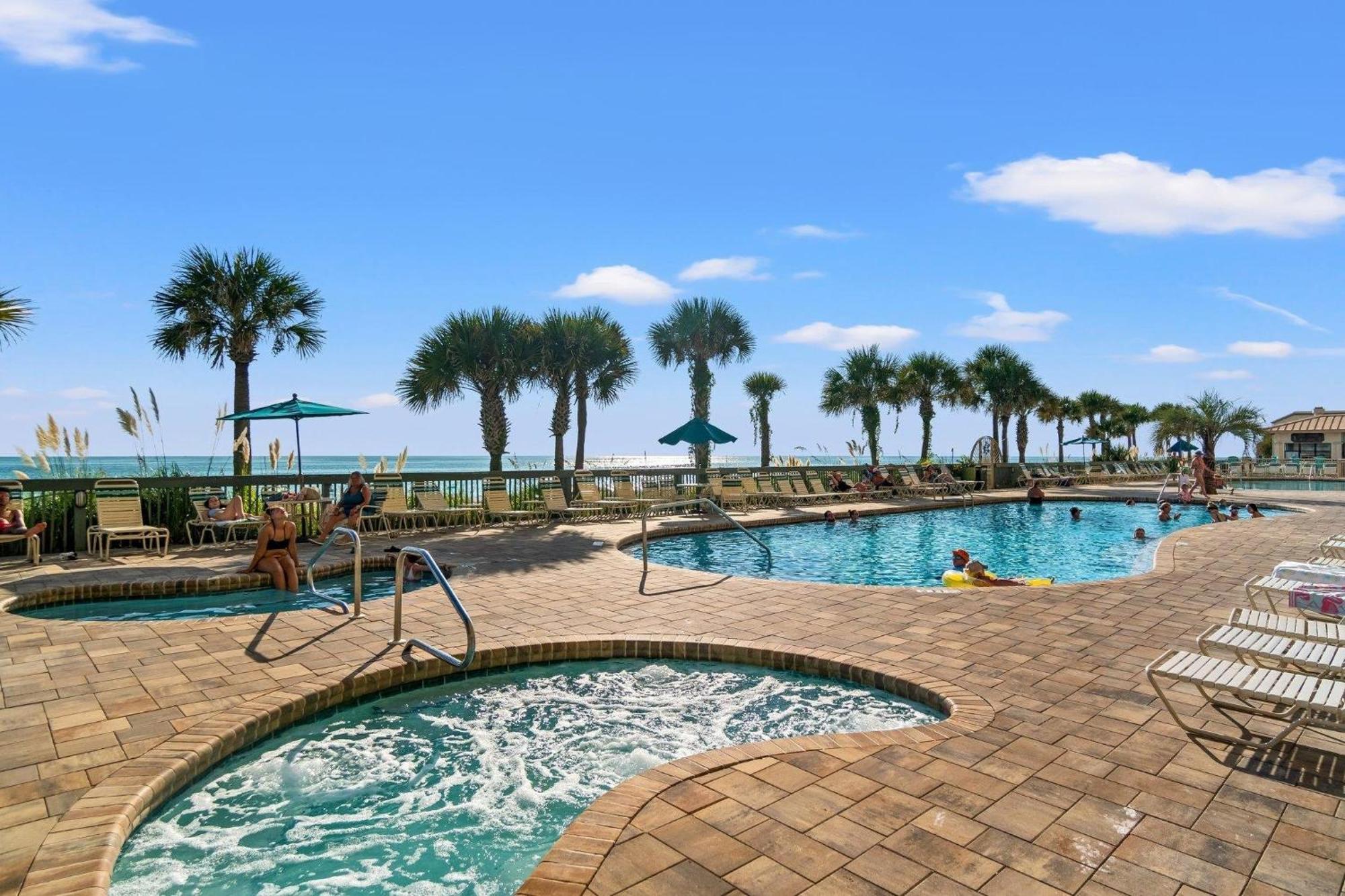 Apartment Stunning 16th Floor With Fitness Center, Hot Tubs, Pools, And Access - Unit 1606