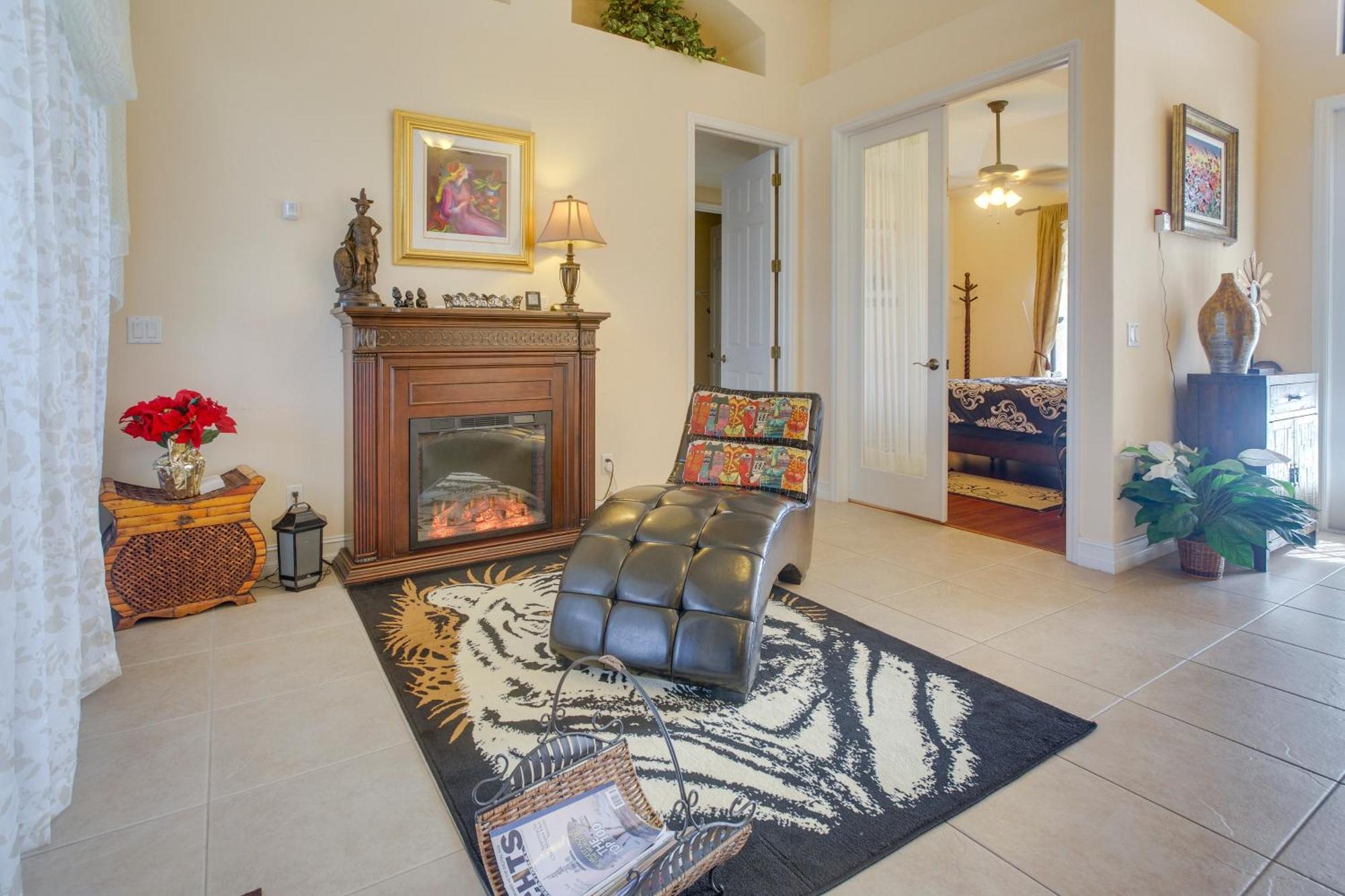 Villa Upscale With Outdoor Bar And Pool! Marco Island