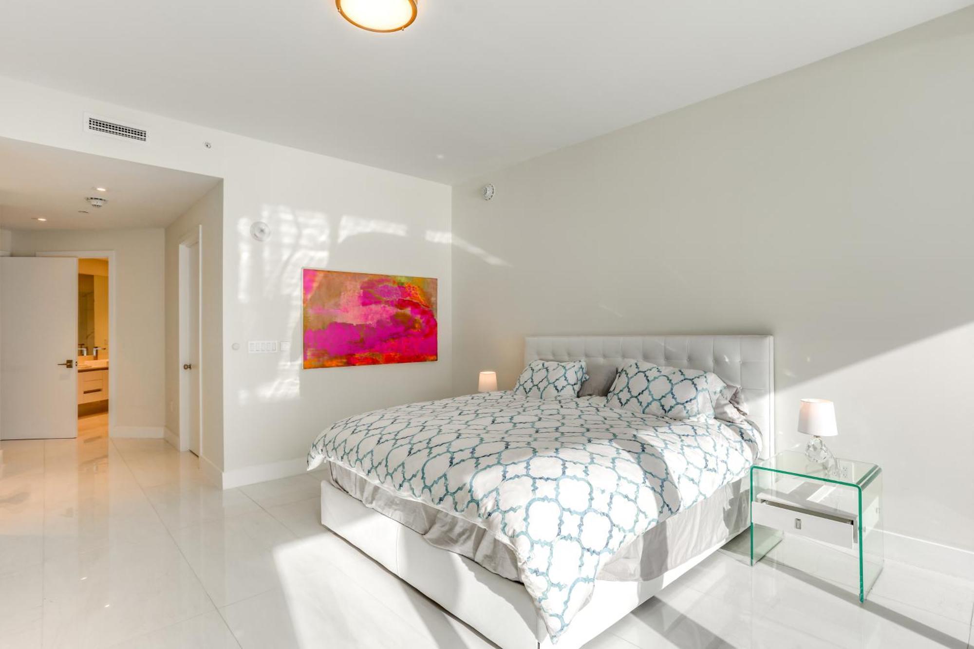 Stunning Ocean Views Riviera Condo! *