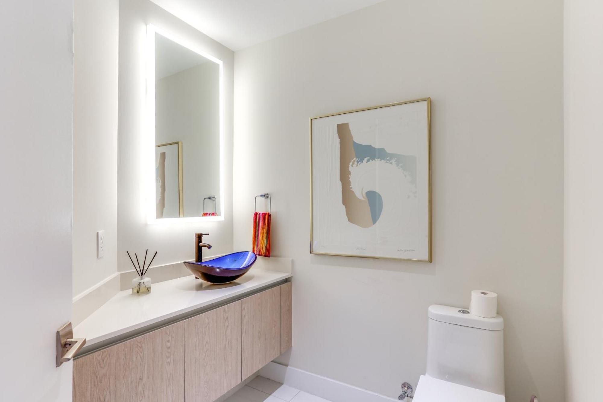 Stunning Ocean Views Riviera Condo!