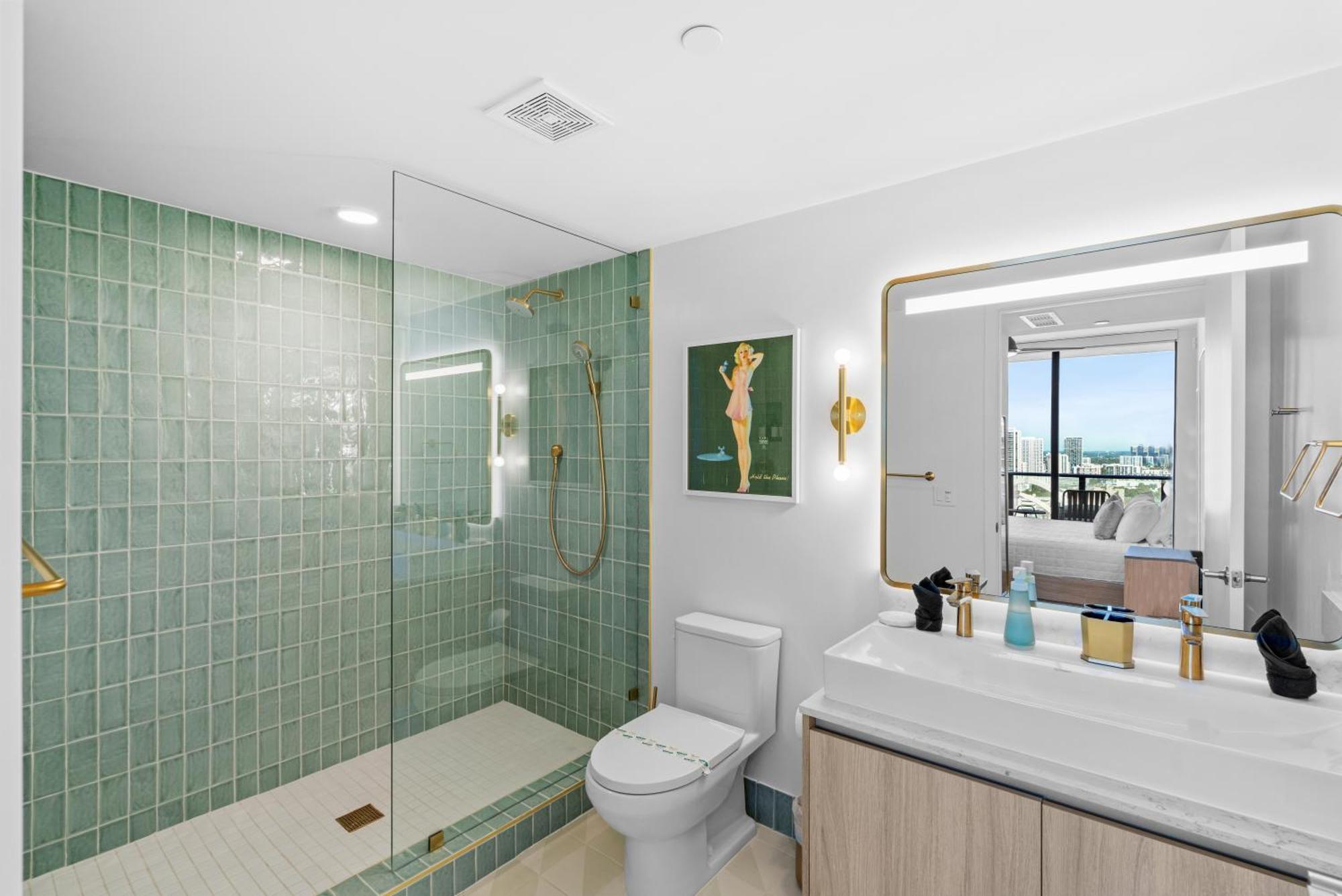 Luxury 2-bdrm In The Heart Of Downtown