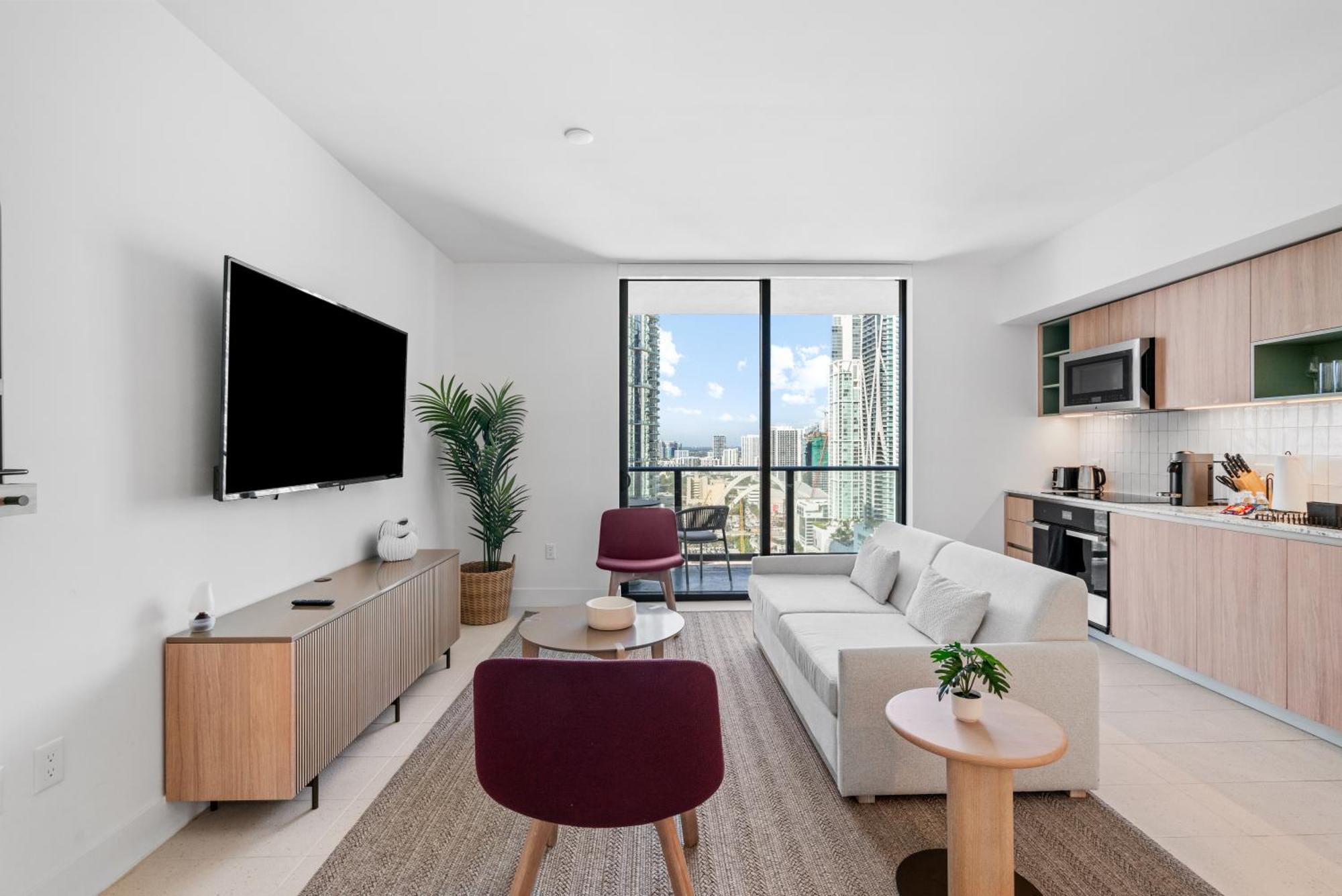 Luxury 2-bdrm In The Heart Of Downtown * Miami