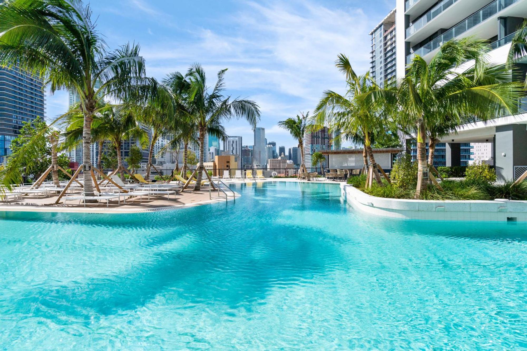 Apartment Luxury 2-bdrm In The Heart Of Downtown Miami
