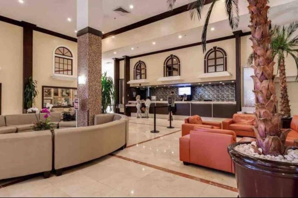 Departamento Sobre La Playa Con Vista A La Collins Ave * Sunny Isles Beach