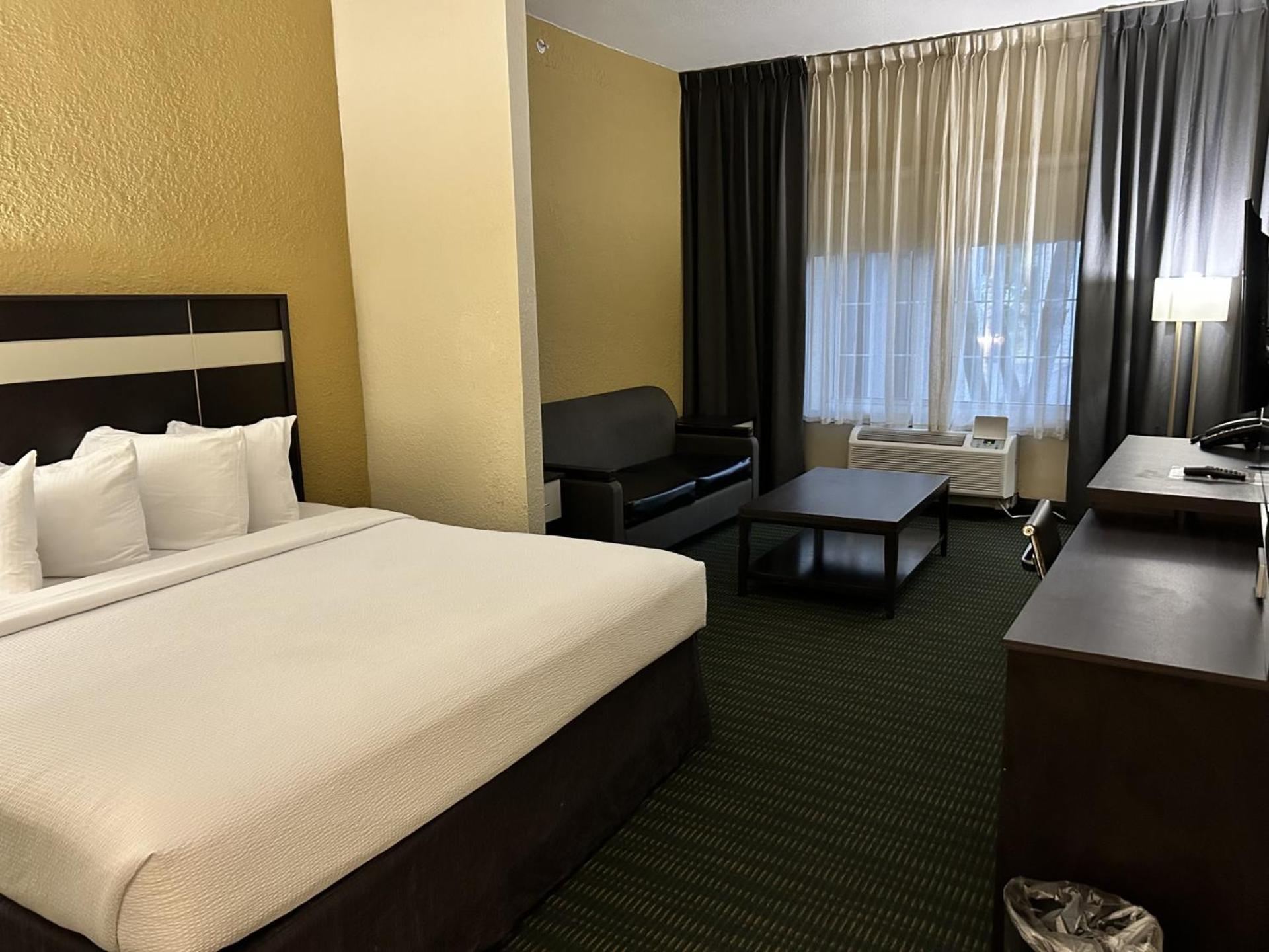 Surestay By Western Vero 3*