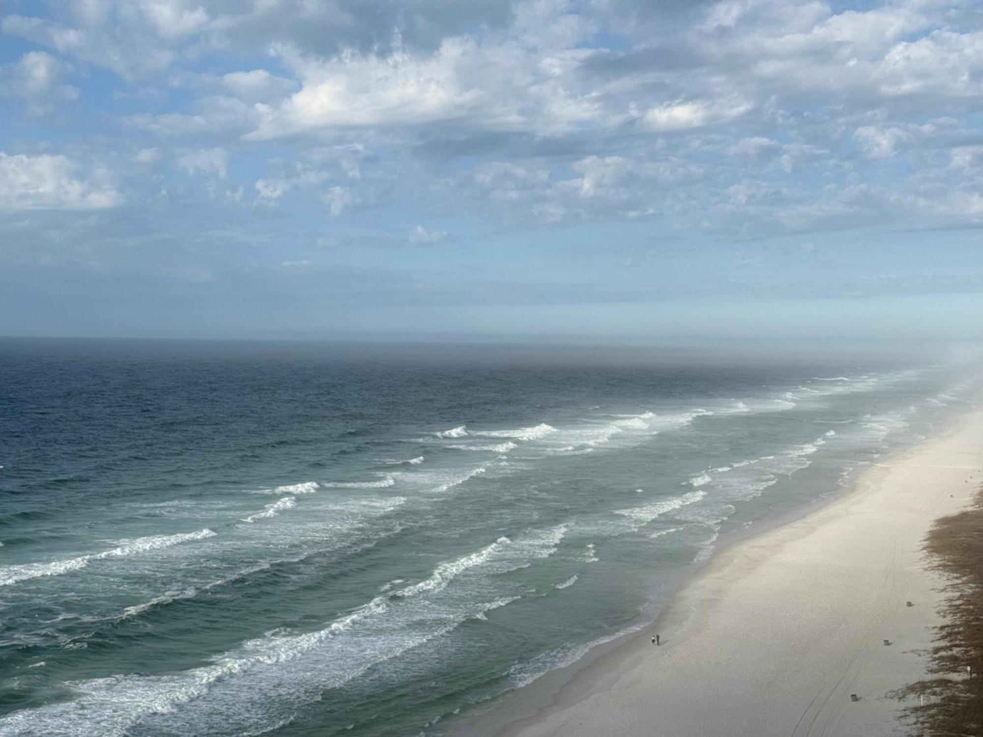 Aparthotel Beachfront Oasis At Splash And