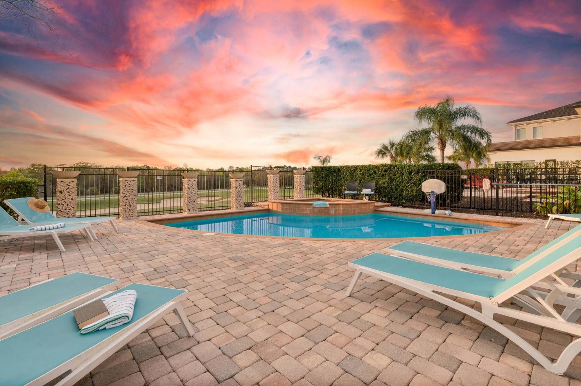 Holiday home Heated Pool And Game At Reunion 6m 2