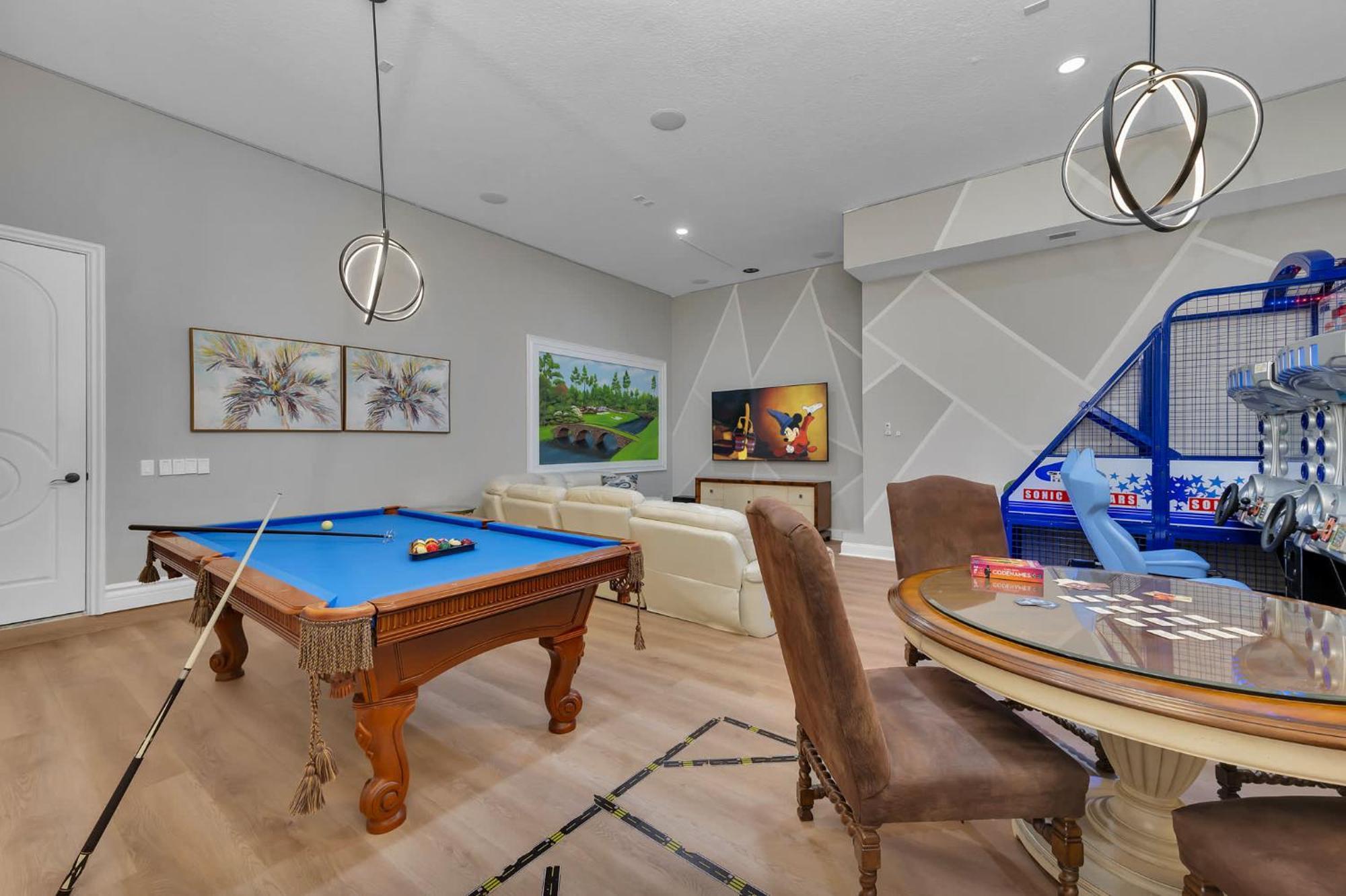 Heated Pool And Game At Reunion 6m 2 *