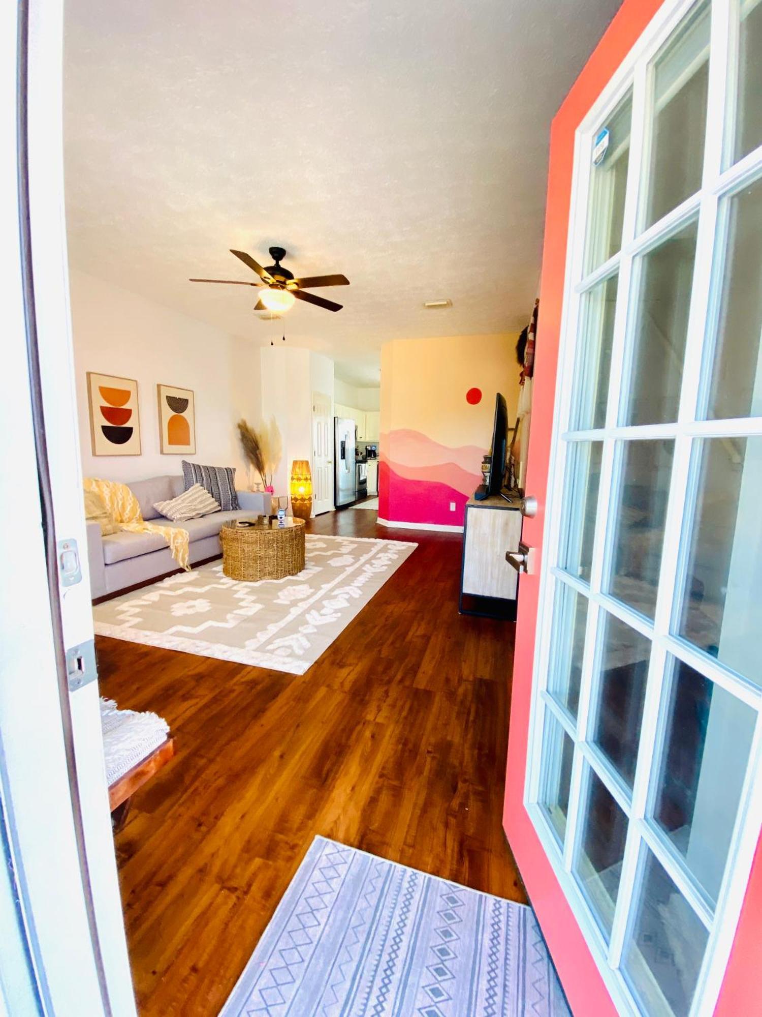 Dog And Kid Friendly House - Private Yard & Deck - 3 Min Walk To Panama City Beach