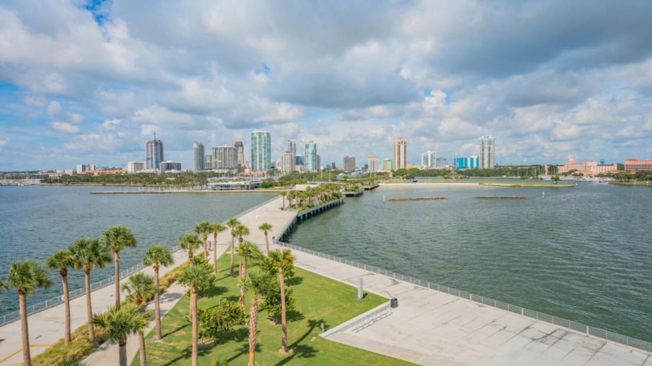 Coastal Haven Retreat * St. Petersburg