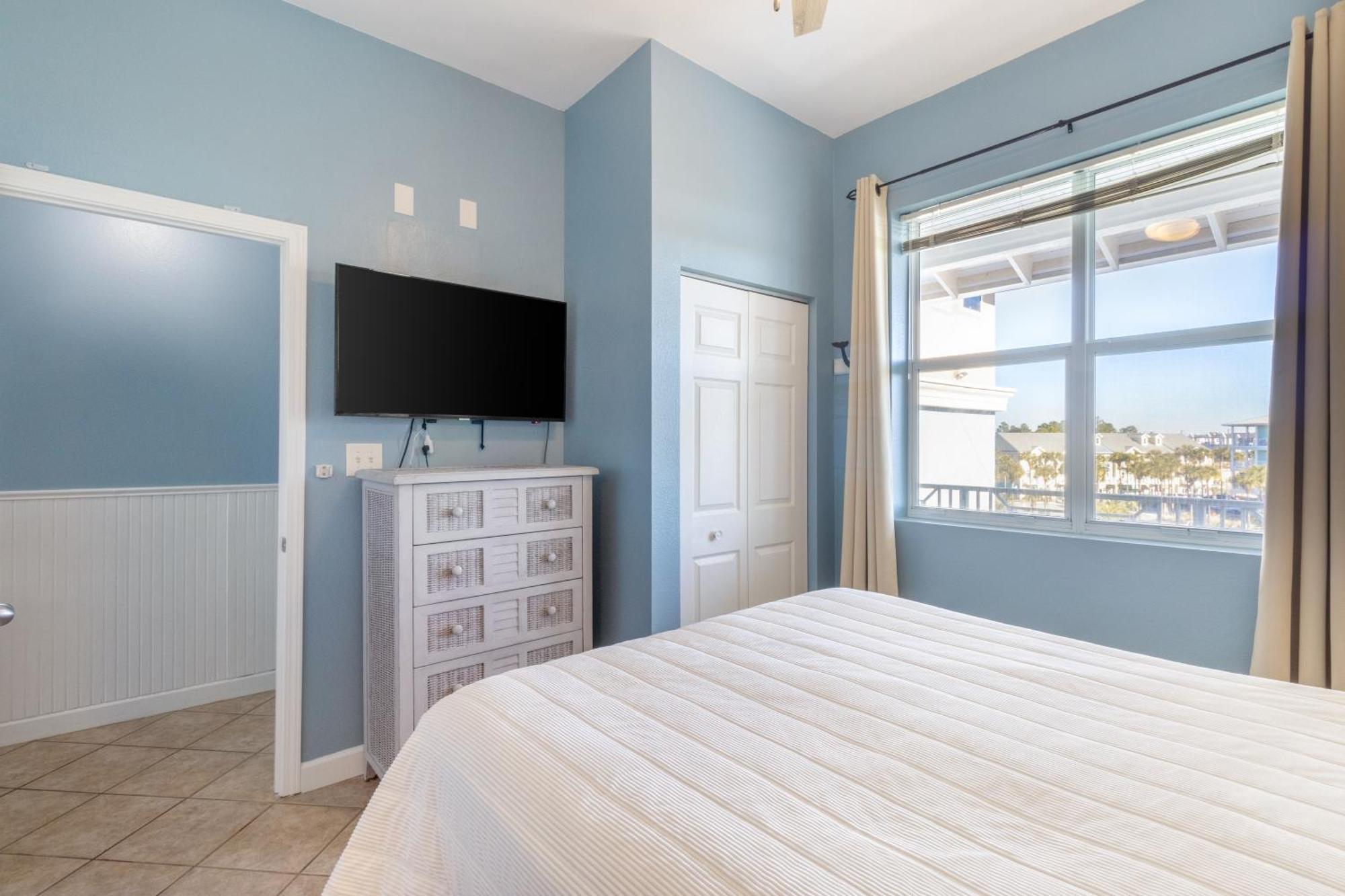 Gulf Place Aparthotel