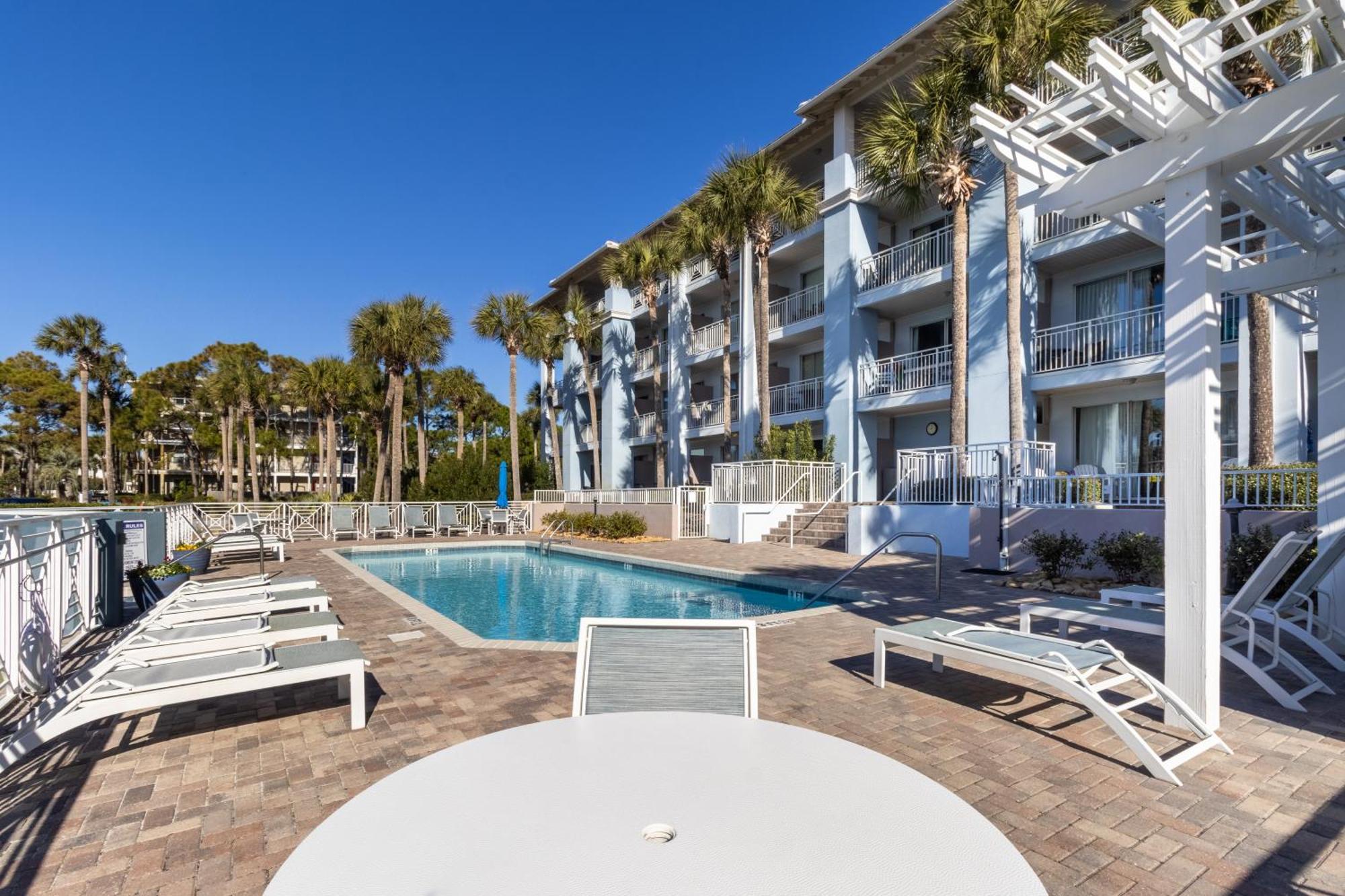 Gulf Place Aparthotel