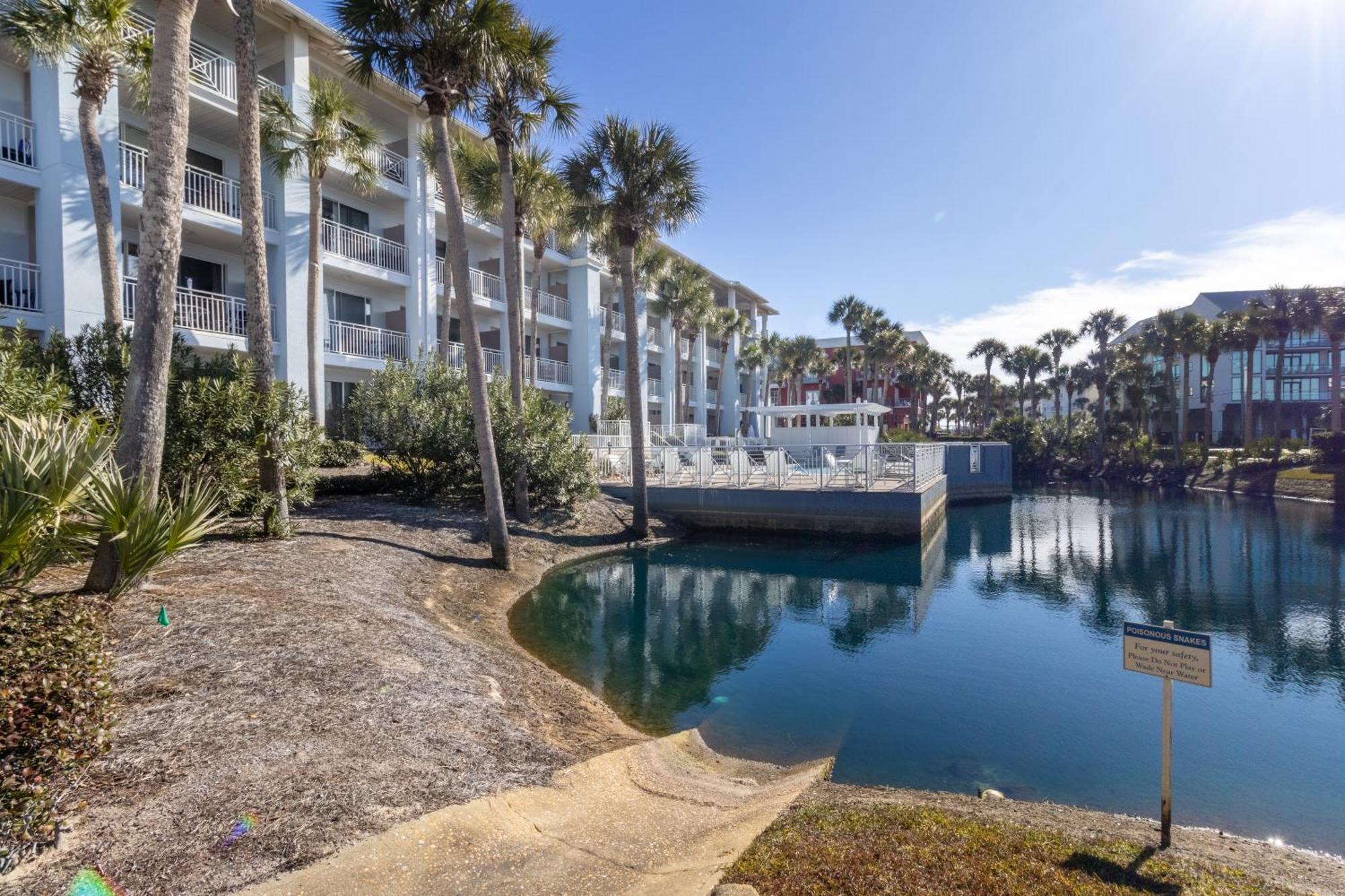 Gulf Place Aparthotel