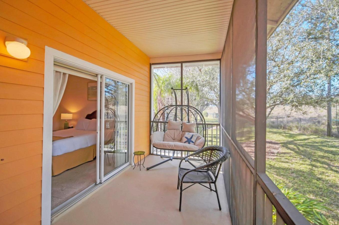 Balcony Access Splashpad Hot Tub Pool * Kissimmee