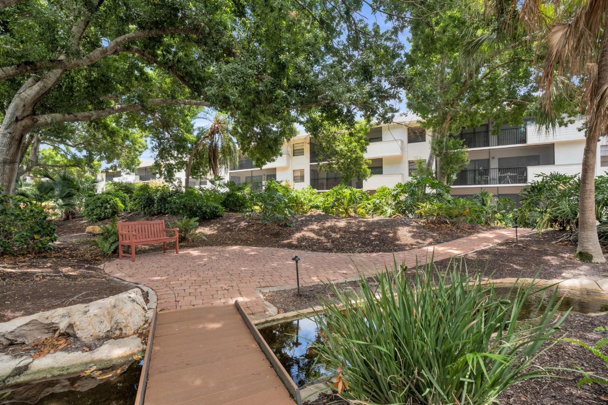 Park Shore By Mike Z (adults Only) 3*