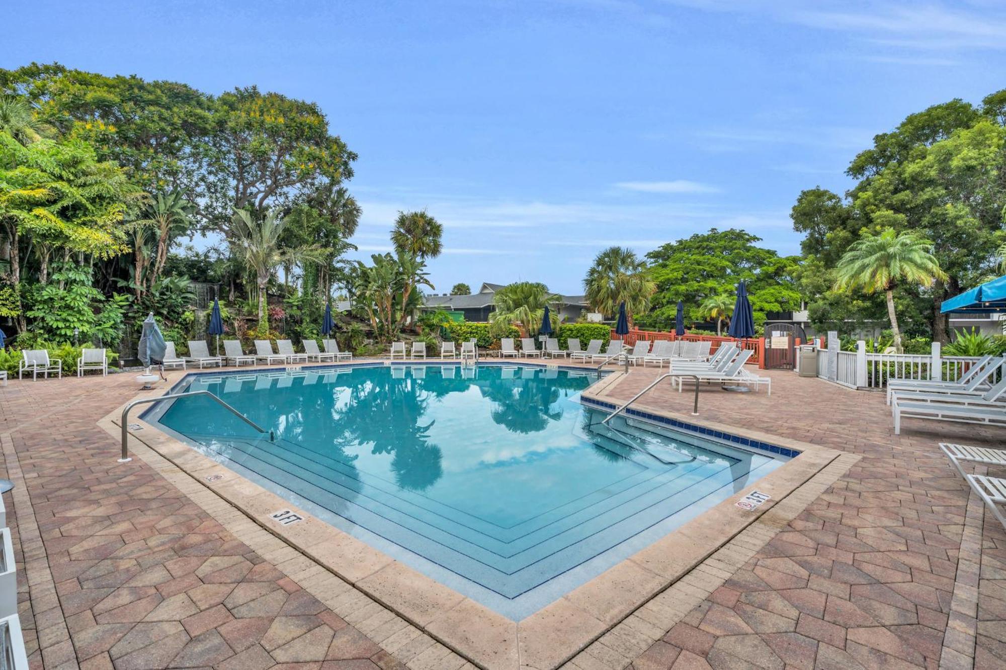 Park Shore By Mike Z (adults Only) 3* Naples