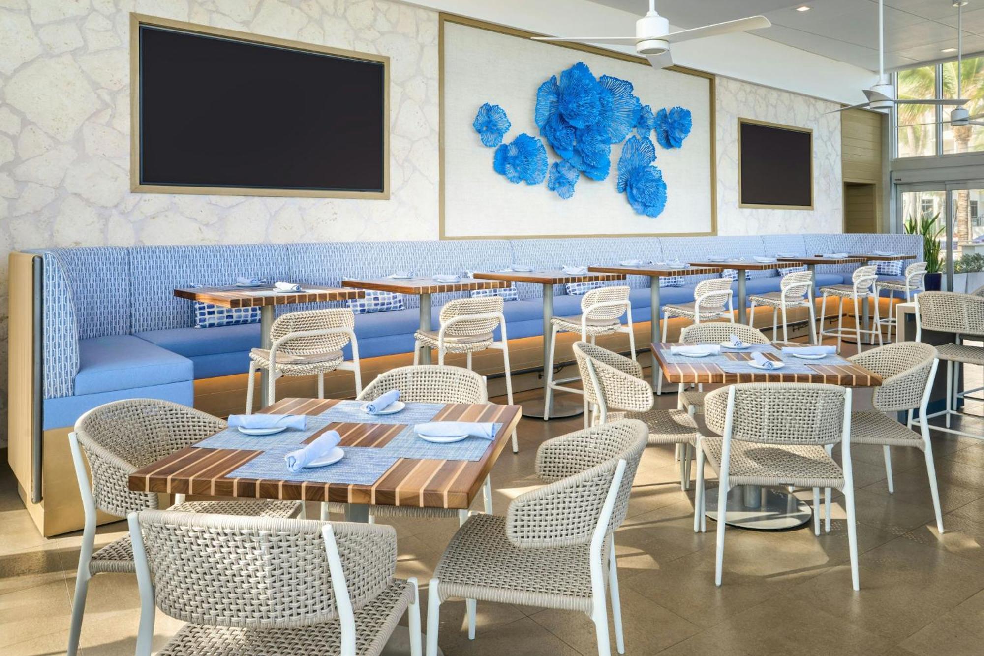 Lauderdale Marriott Harbor & Resort Fort Lauderdale