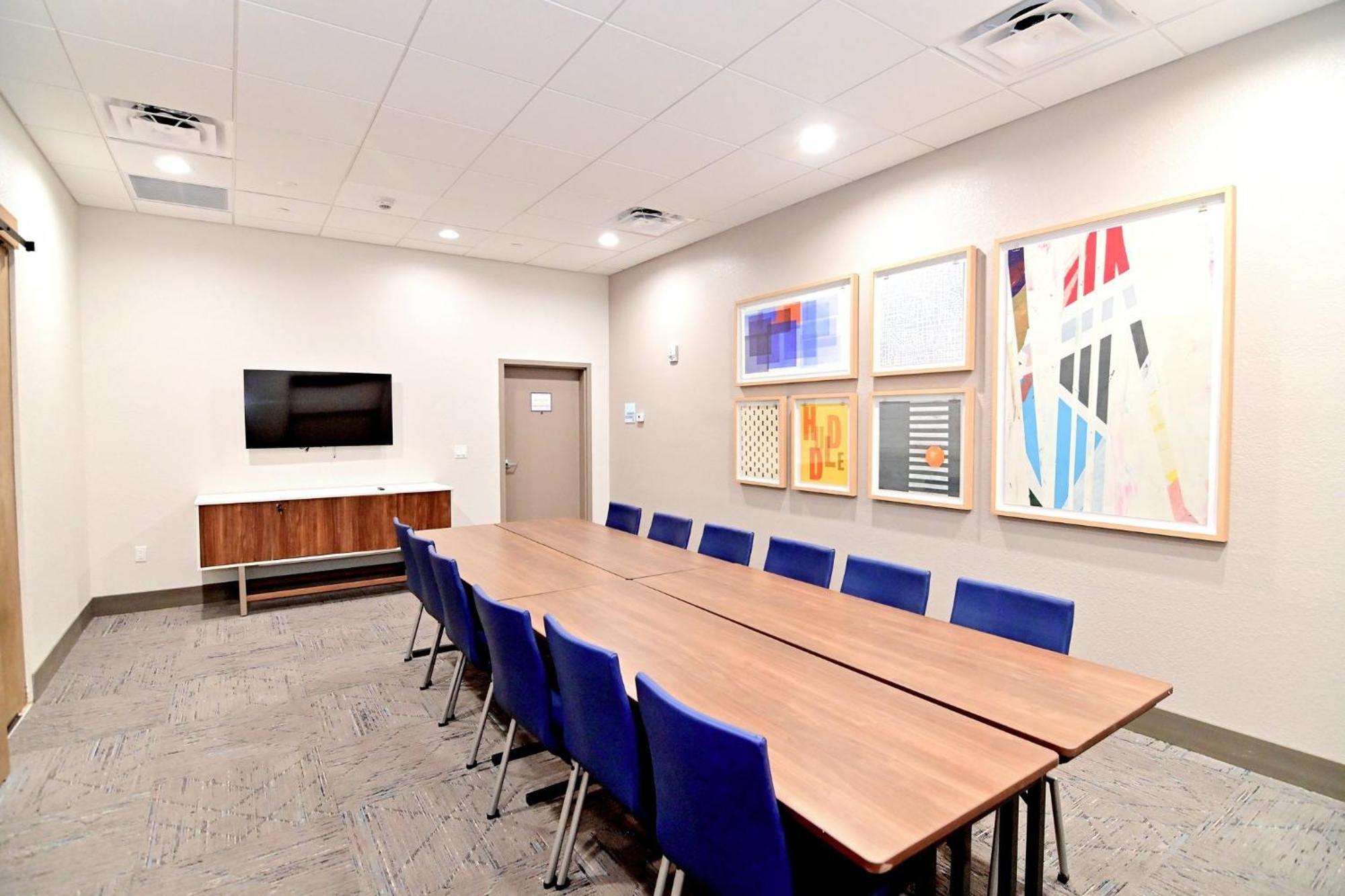 & Suites-i-95 Palm Coast