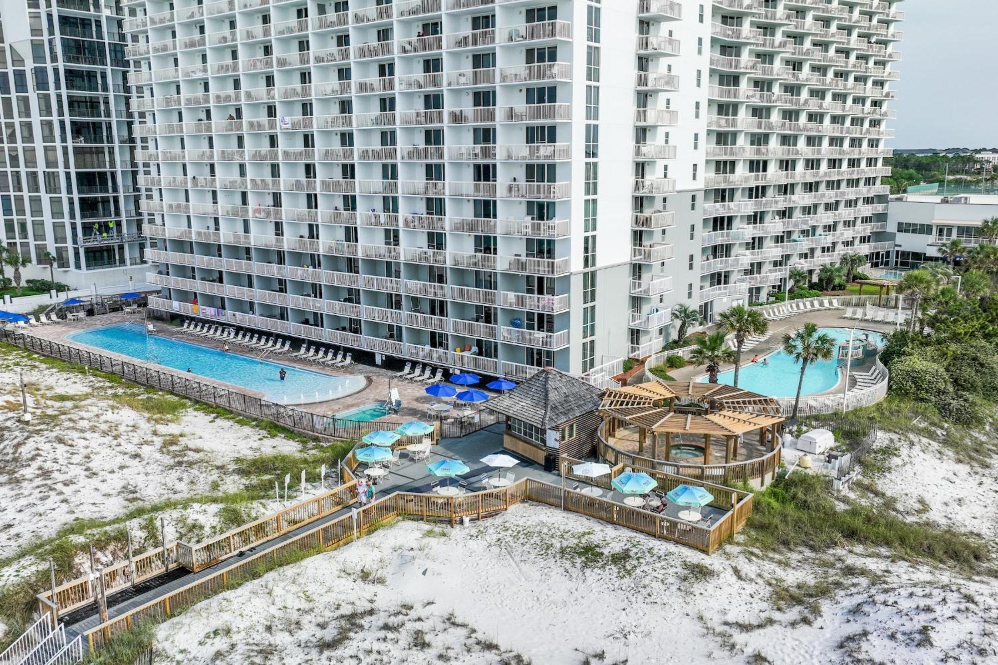 Pelican Destin