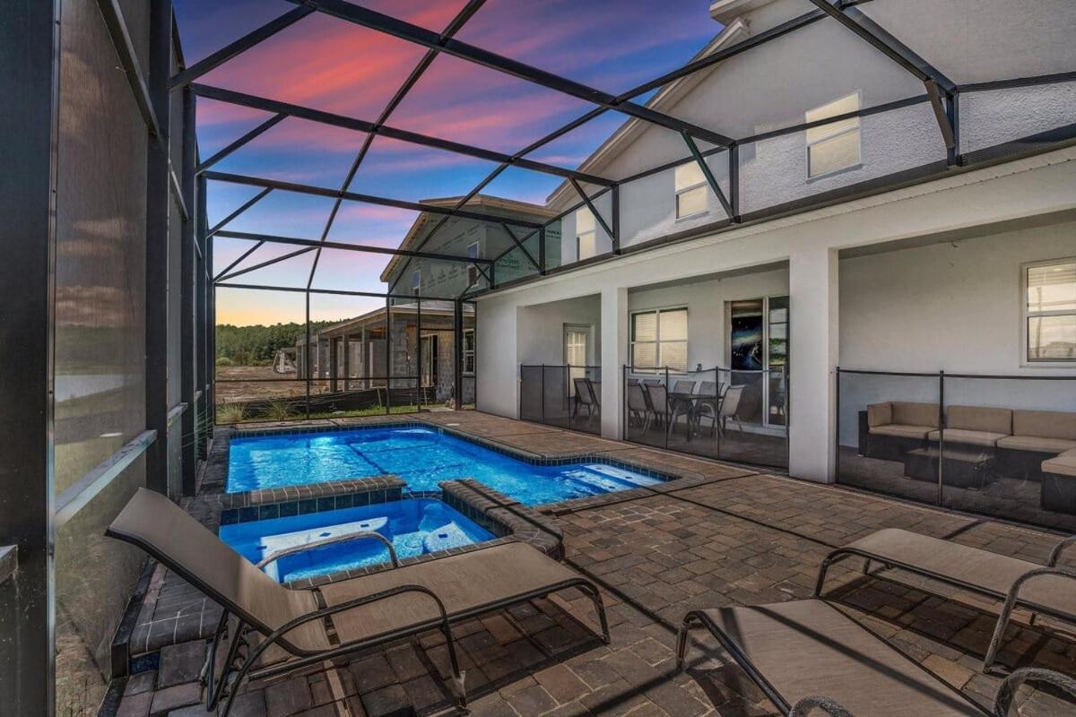 Brand New Storey 8br With View Holiday home Kissimmee