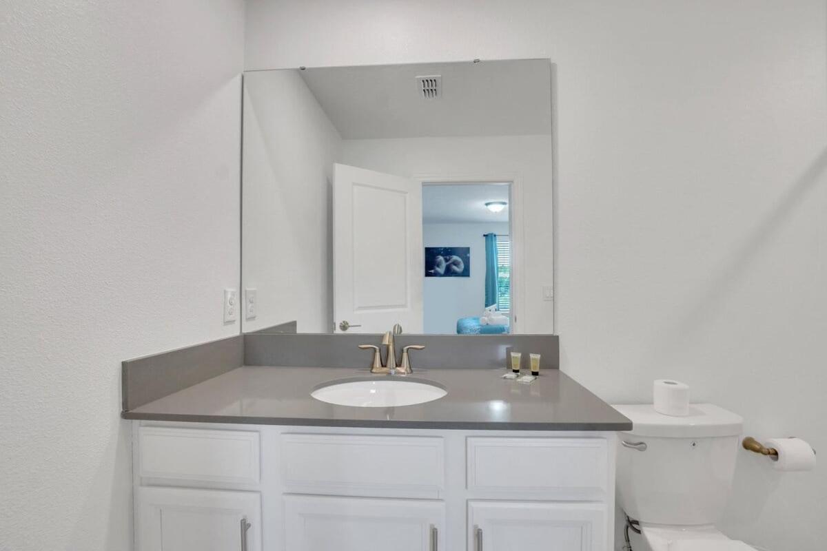 Brand New Storey 8br With View * Kissimmee