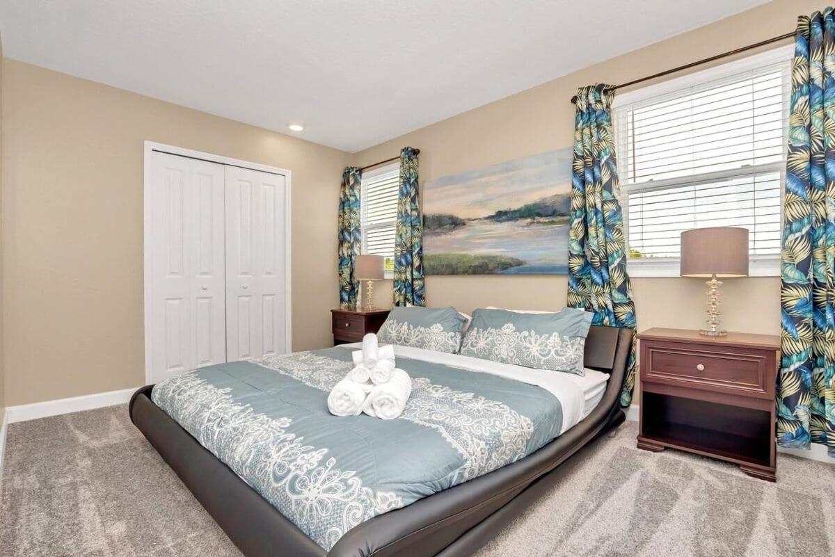 Brand New Storey 8br With View *