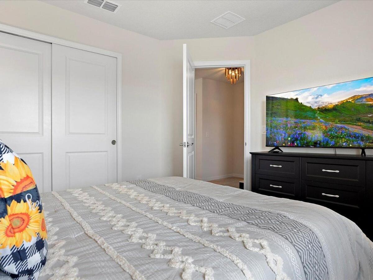 Brand New 7br In Windsor Island *