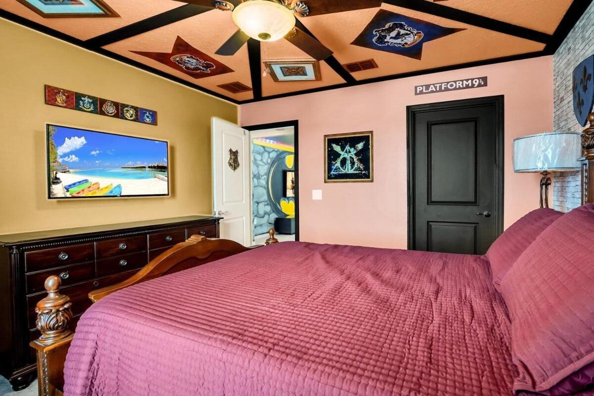 Brand New 7 Bedroom With Pool Themed Close