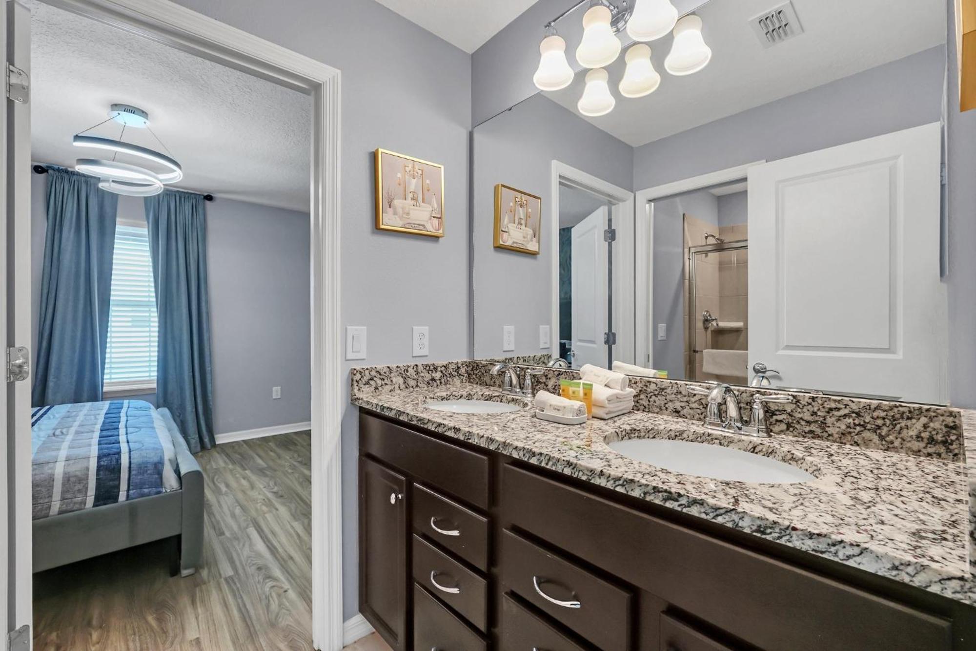 Holiday home Brand New 10beds At Windsor Island With Pool