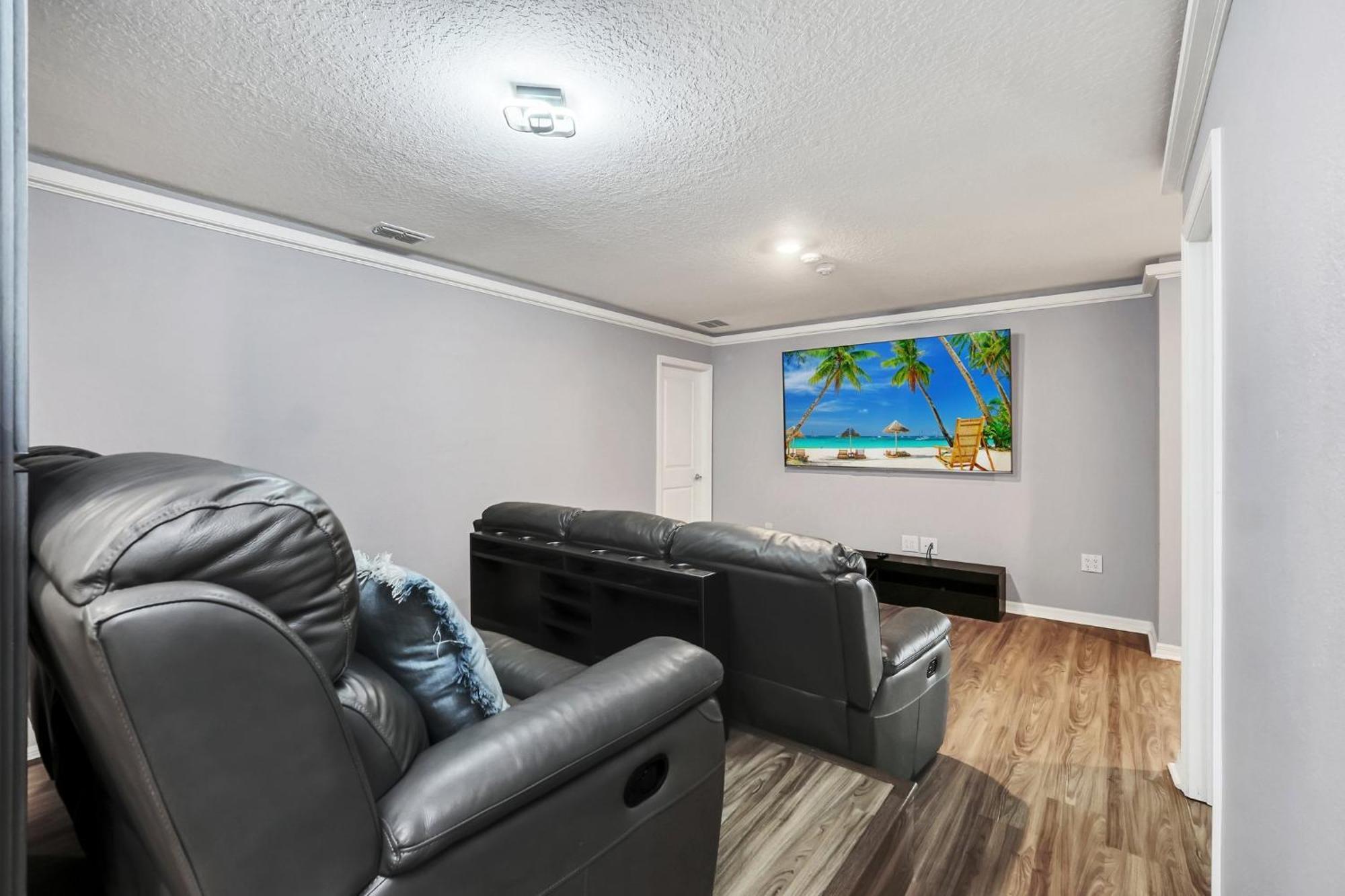Brand New 10beds At Windsor Island With Pool Holiday home *