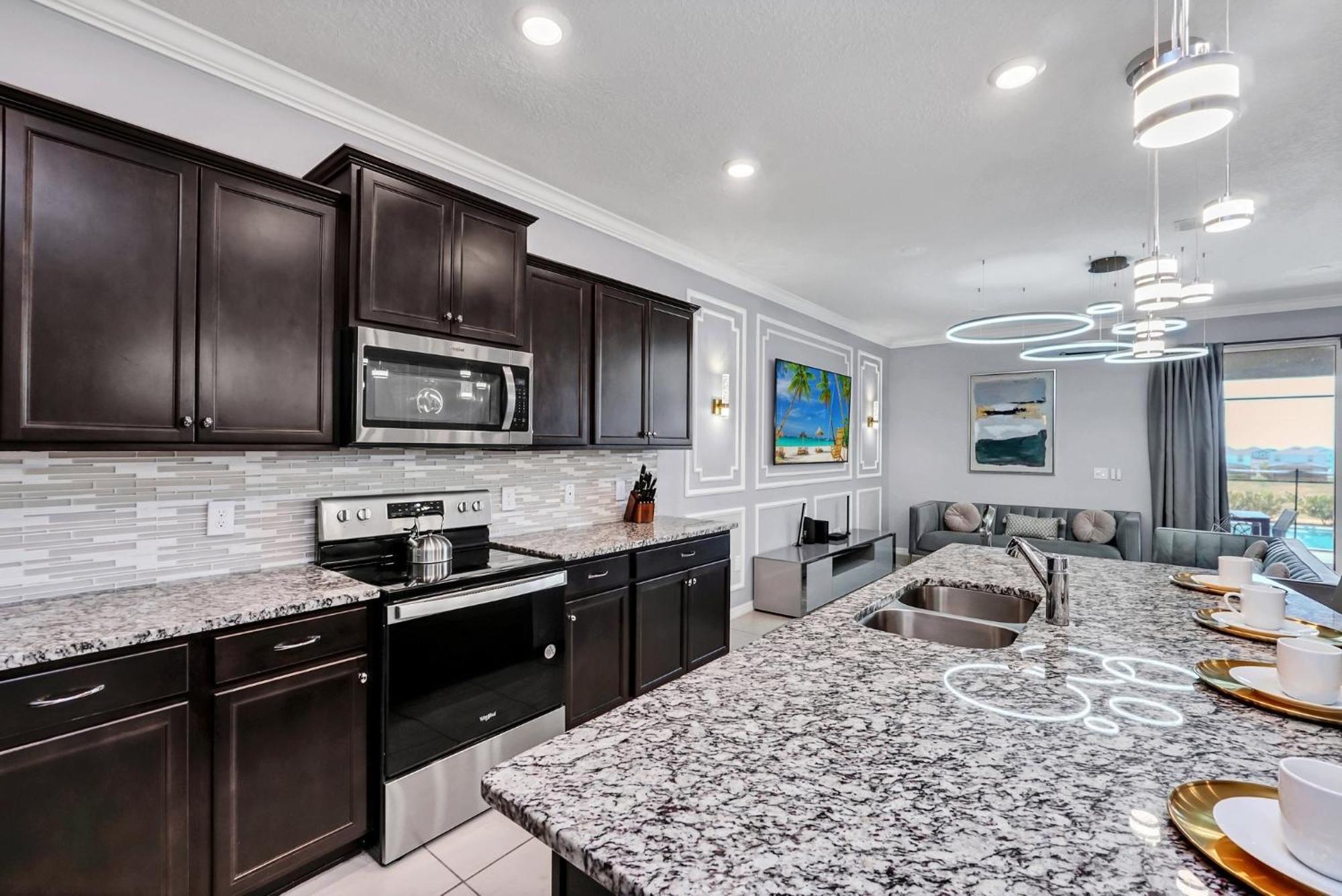 Brand New 10beds At Windsor Island With Pool * Davenport