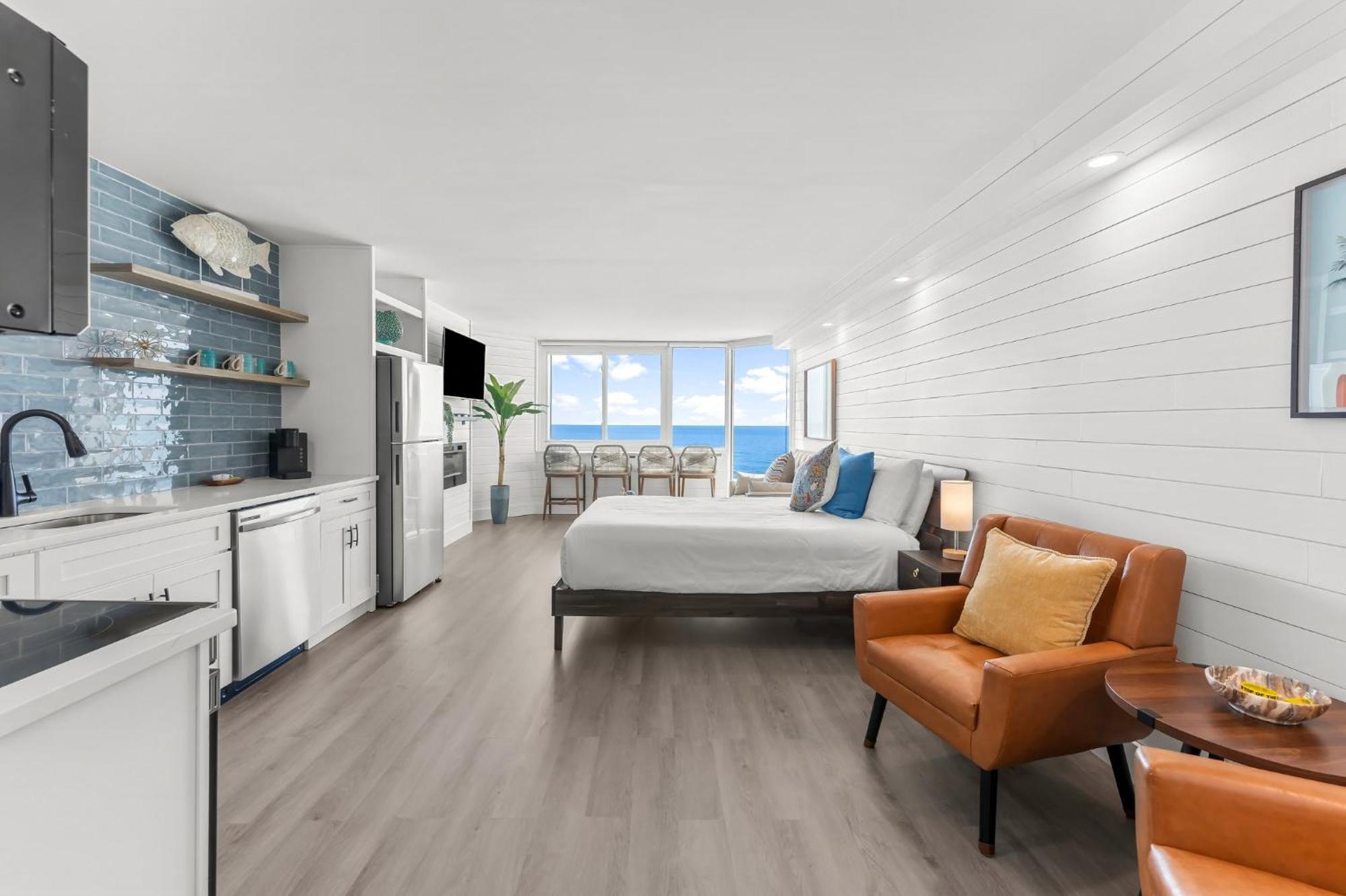 Fantastic Fully Renovated Front - Incredible View - Of The Gulf 723 Holiday home Panama City Beach
