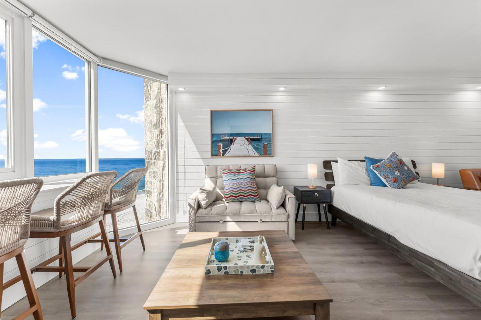 Fantastic Fully Renovated Front - Incredible View - Of The Gulf 723 Holiday home