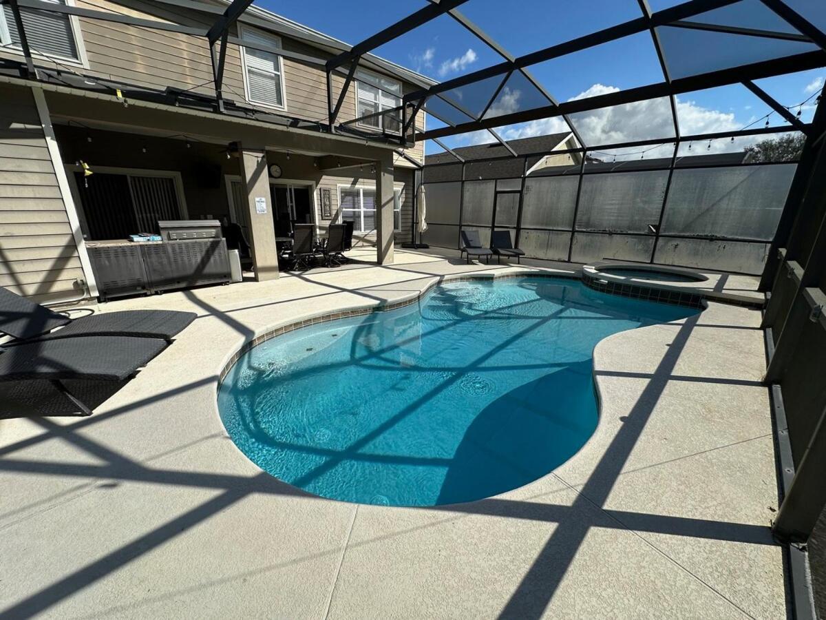 An Incredible Vacation With Saltwater Pool! Davenport