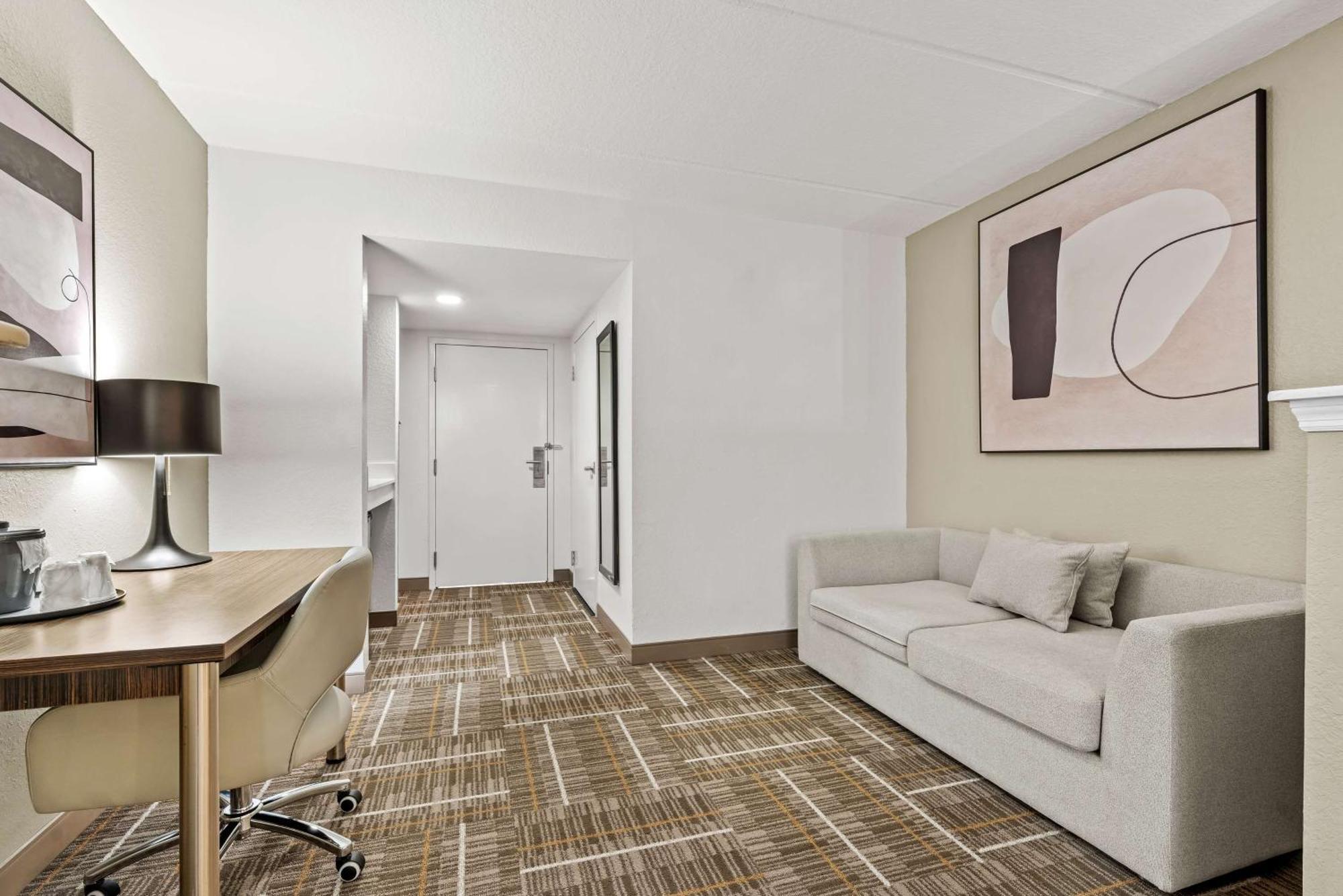 Sonesta Essential 3* Orlando