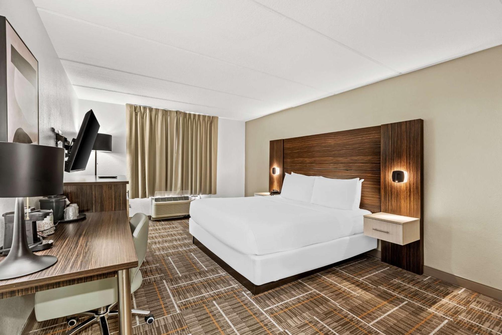 Sonesta Essential