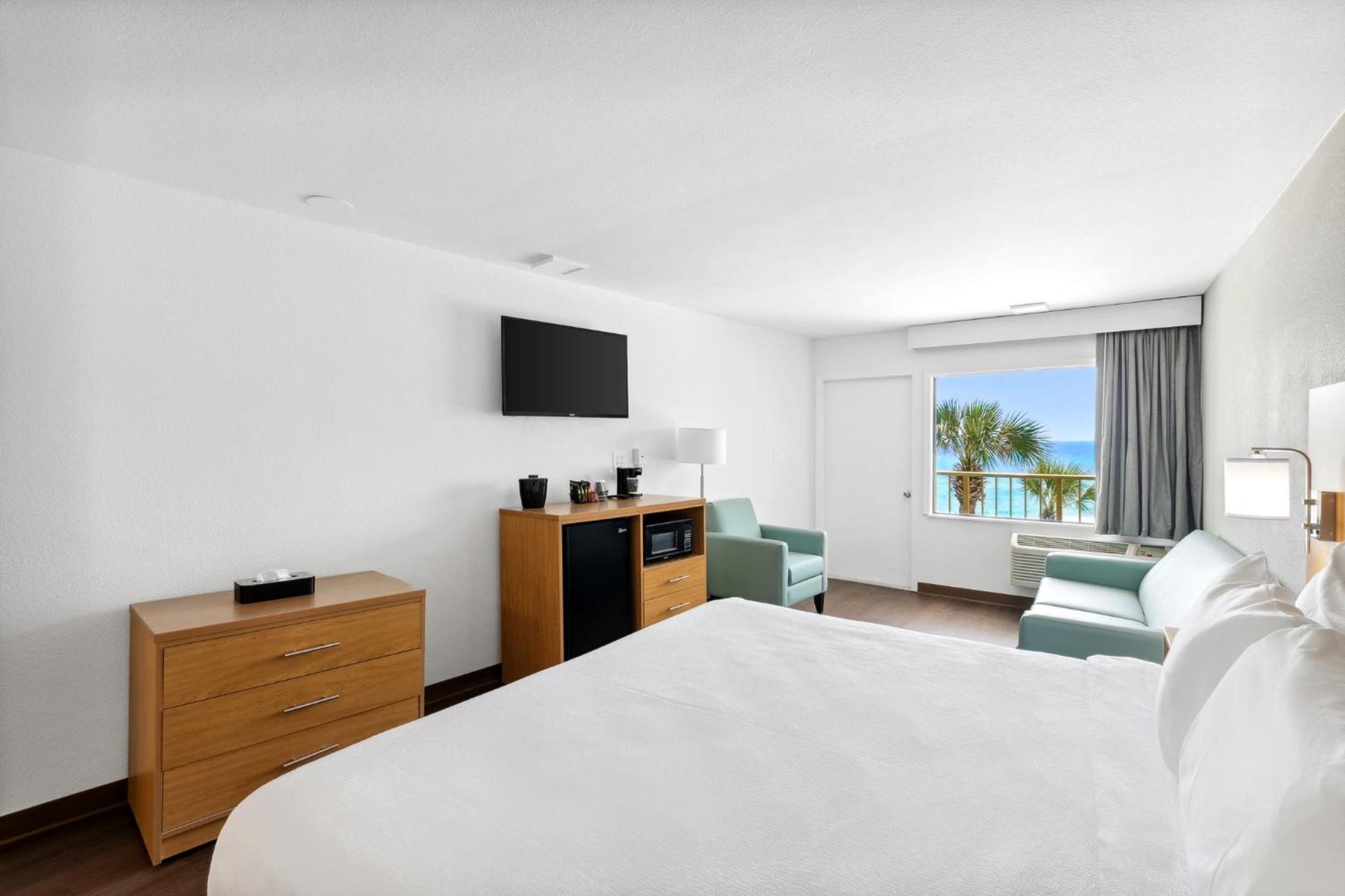 Chateau Beachfront Hotel, A By The Sea Hotel Panama City Beach