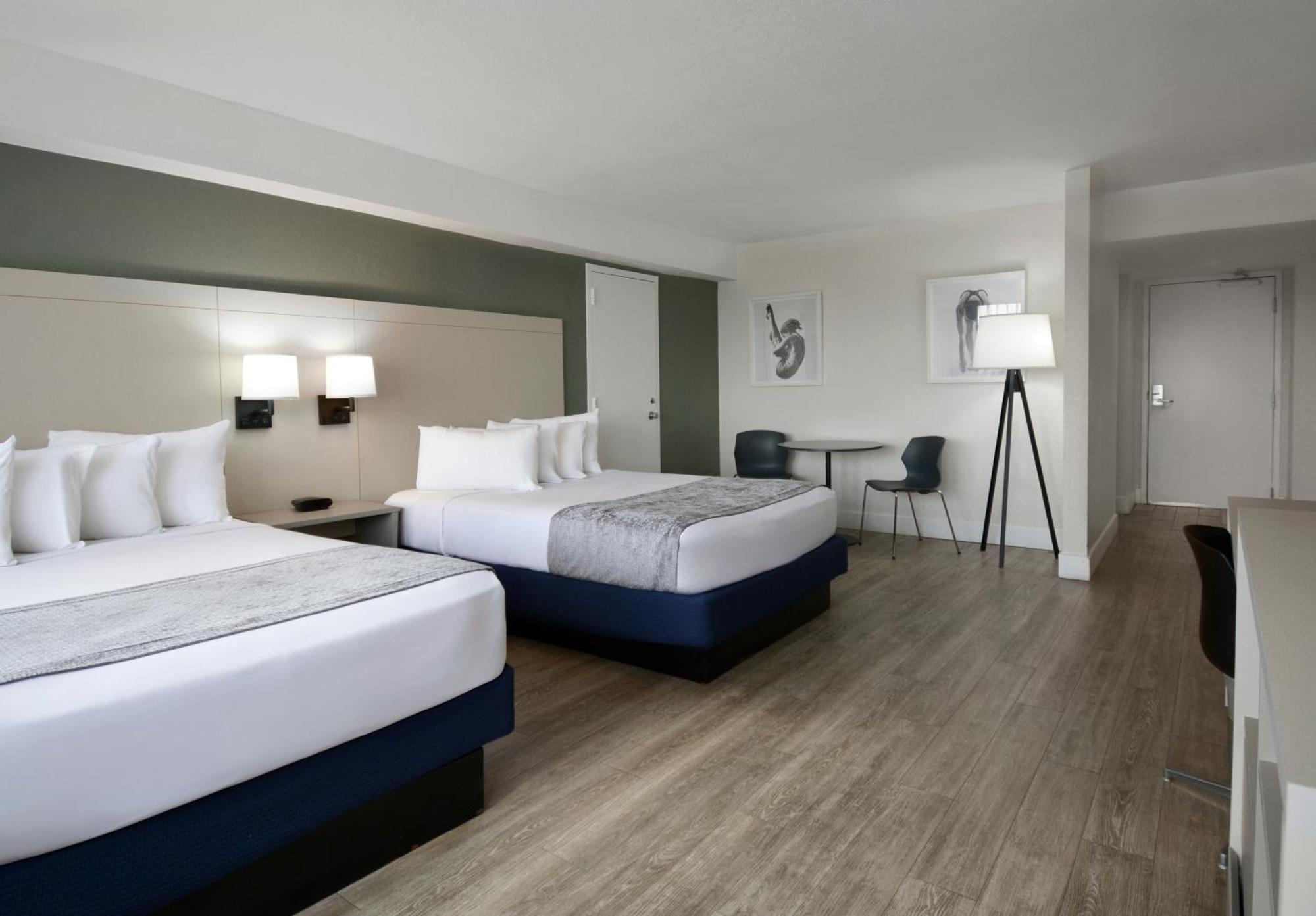 Wyndham I-drive Avanti & Conference Center 3*