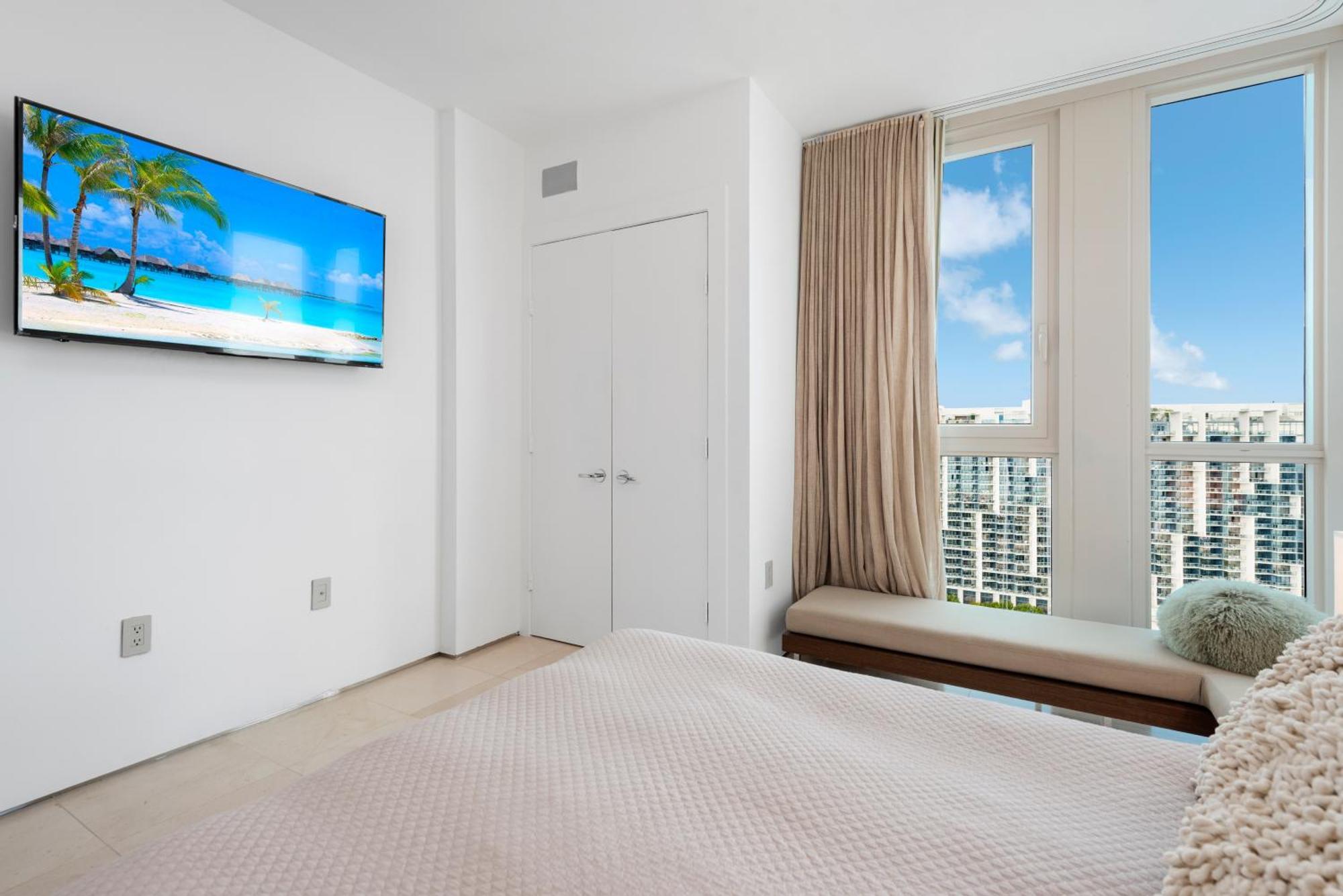 Apartment Oceanview Private At The Setai -2401 Miami Beach