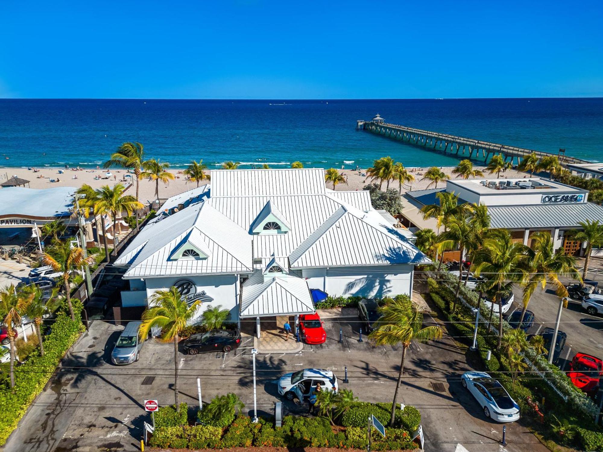 Spaces Sunny Oasis 4br Retreat With 2 King Beds, Amazing Pool, Near South Florida Beaches