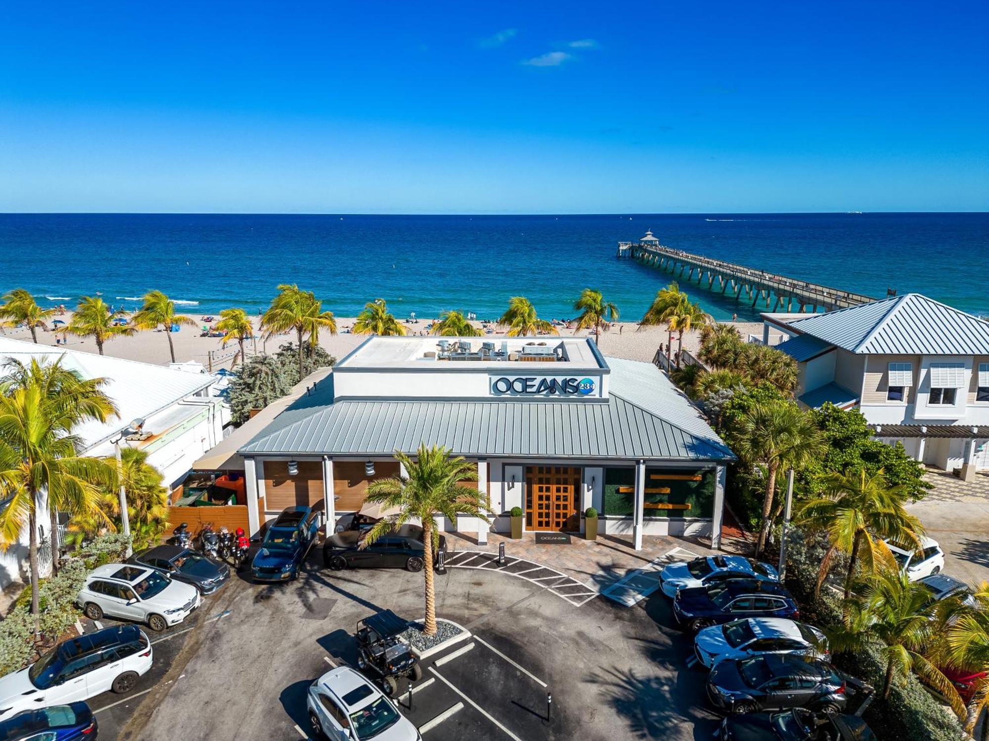 Spaces Sunny Oasis 4br Retreat With 2 King Beds, Amazing Pool, Near South Florida Beaches Holiday home