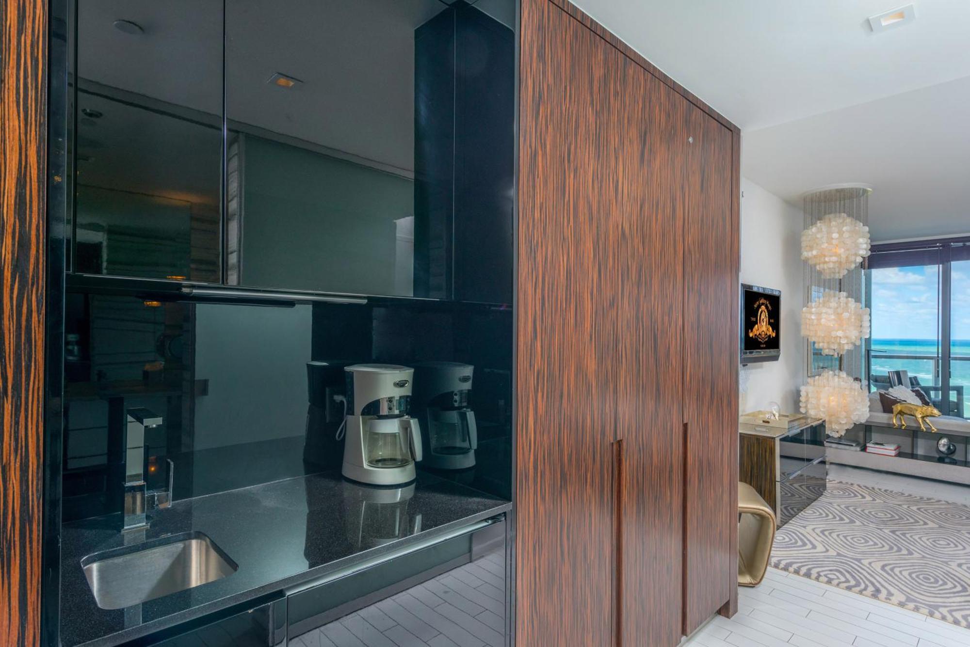 Stunning 3b Oceanfront At W South - 1229 Miami Beach