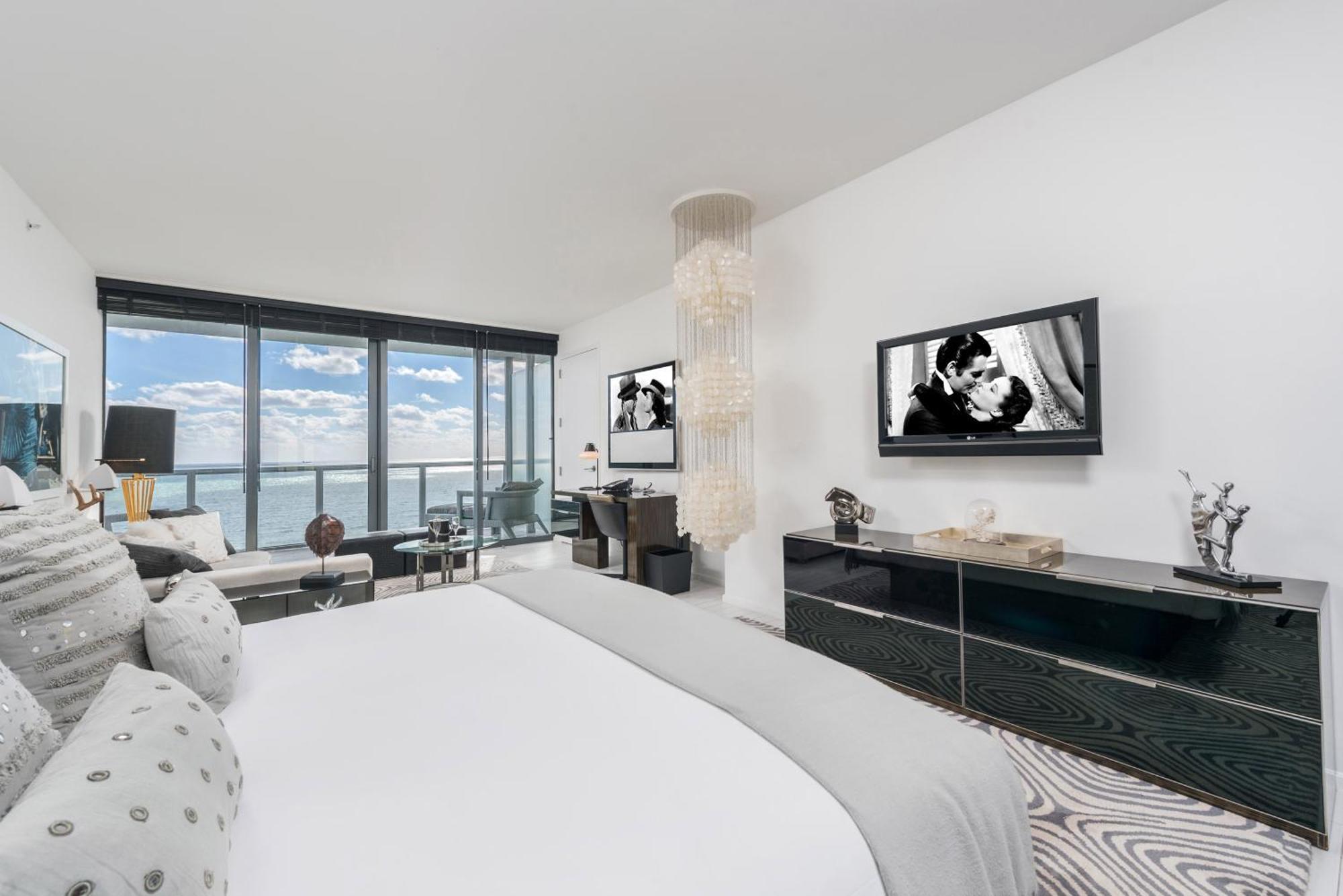 Stunning 3b Oceanfront At W South - 1229