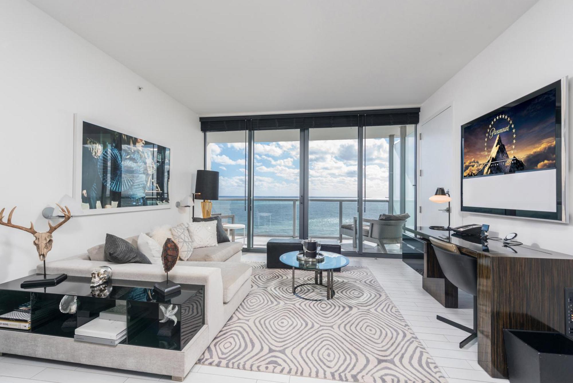 Stunning 3b Oceanfront At W South - 1229 *