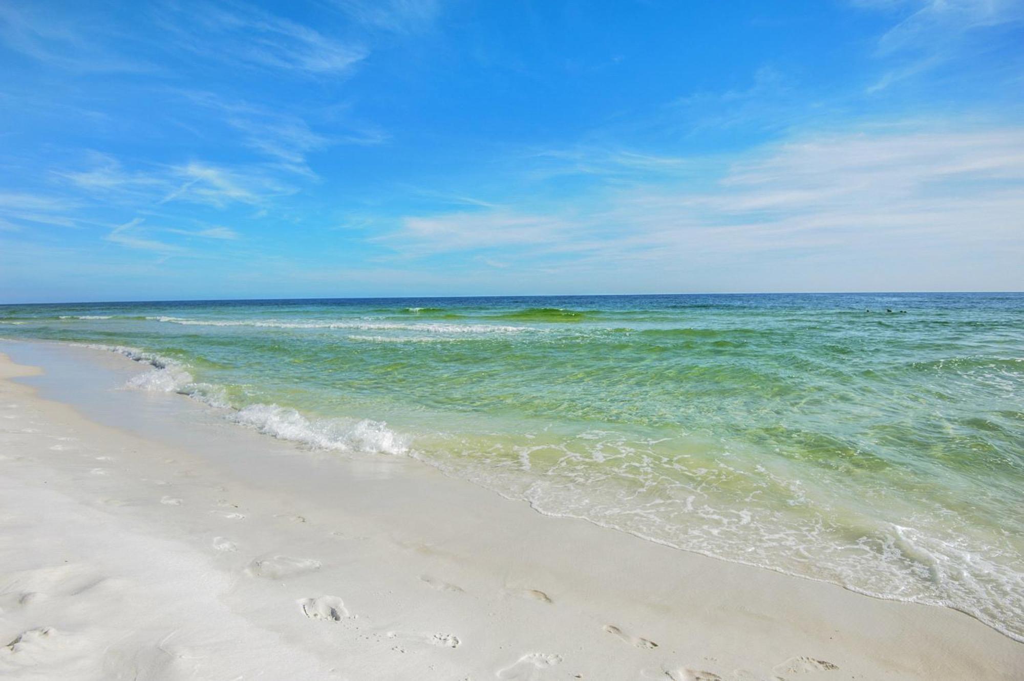 Holiday home Sea Dunes 502 Oasis Beachfront With Pool Hot Tub Free Service 0488