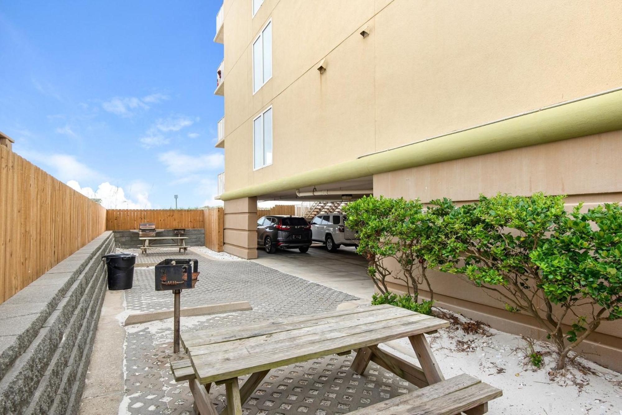 Sea Dunes 502 Oasis Beachfront With Pool Hot Tub Free Service 0488 Holiday home Fort Walton Beach