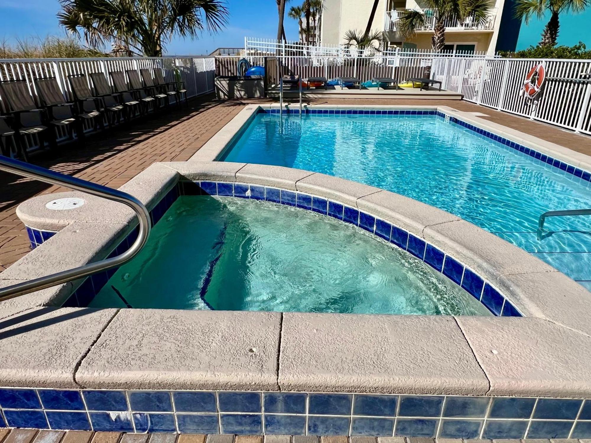 Sea Dunes 502 Oasis Beachfront With Pool Hot Tub Free Service 0488 Fort Walton Beach