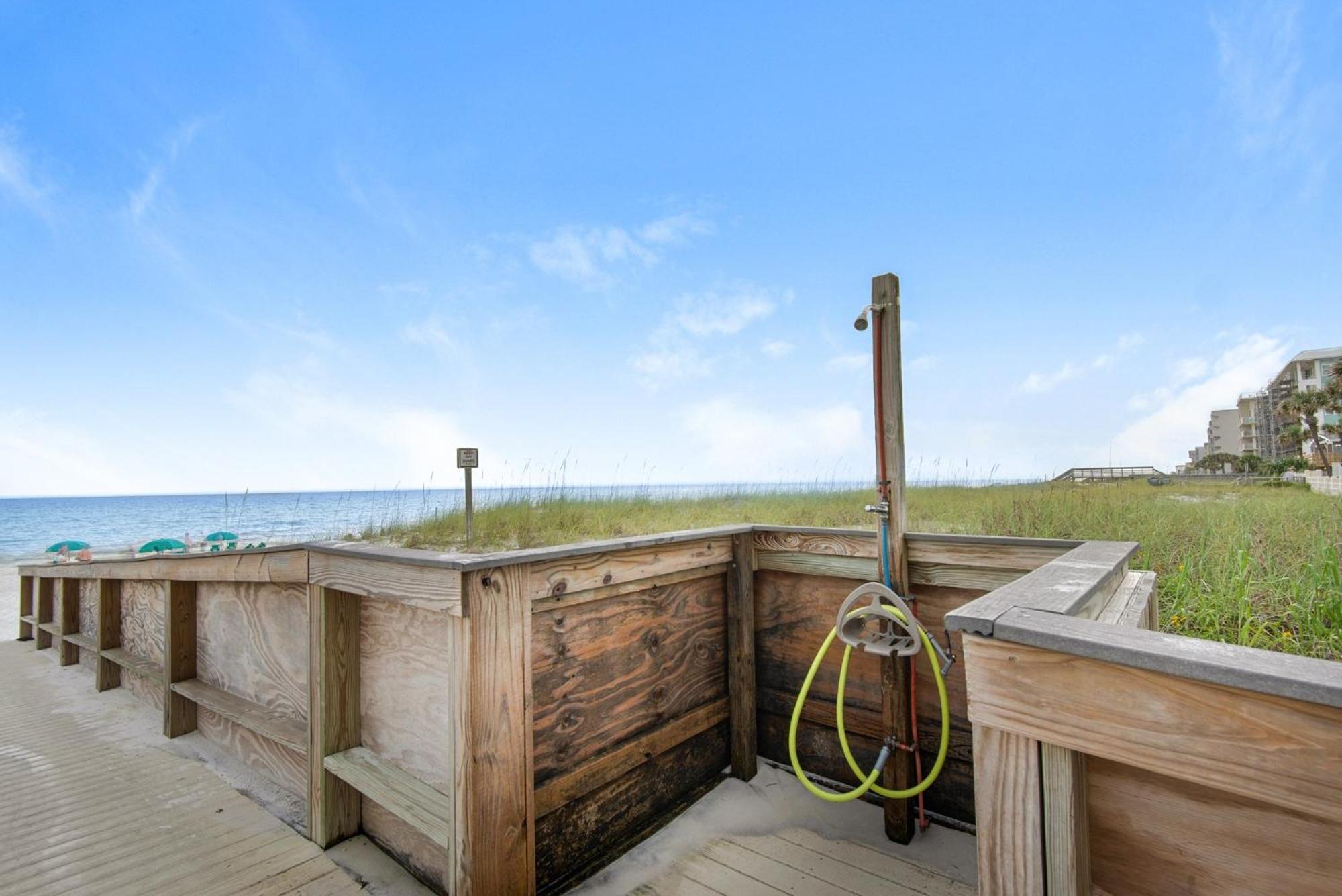 Holiday home Sea Dunes 502 Oasis Beachfront With Pool Hot Tub Free Service 0488